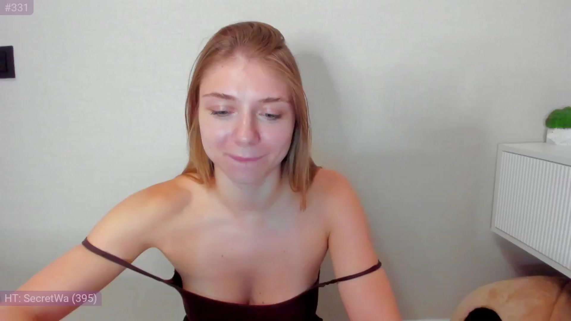 Gallery image thumbnail from Make_my_Luck's myfreecams stream on, 08/23/2024, 22:24 image 14 of 20
