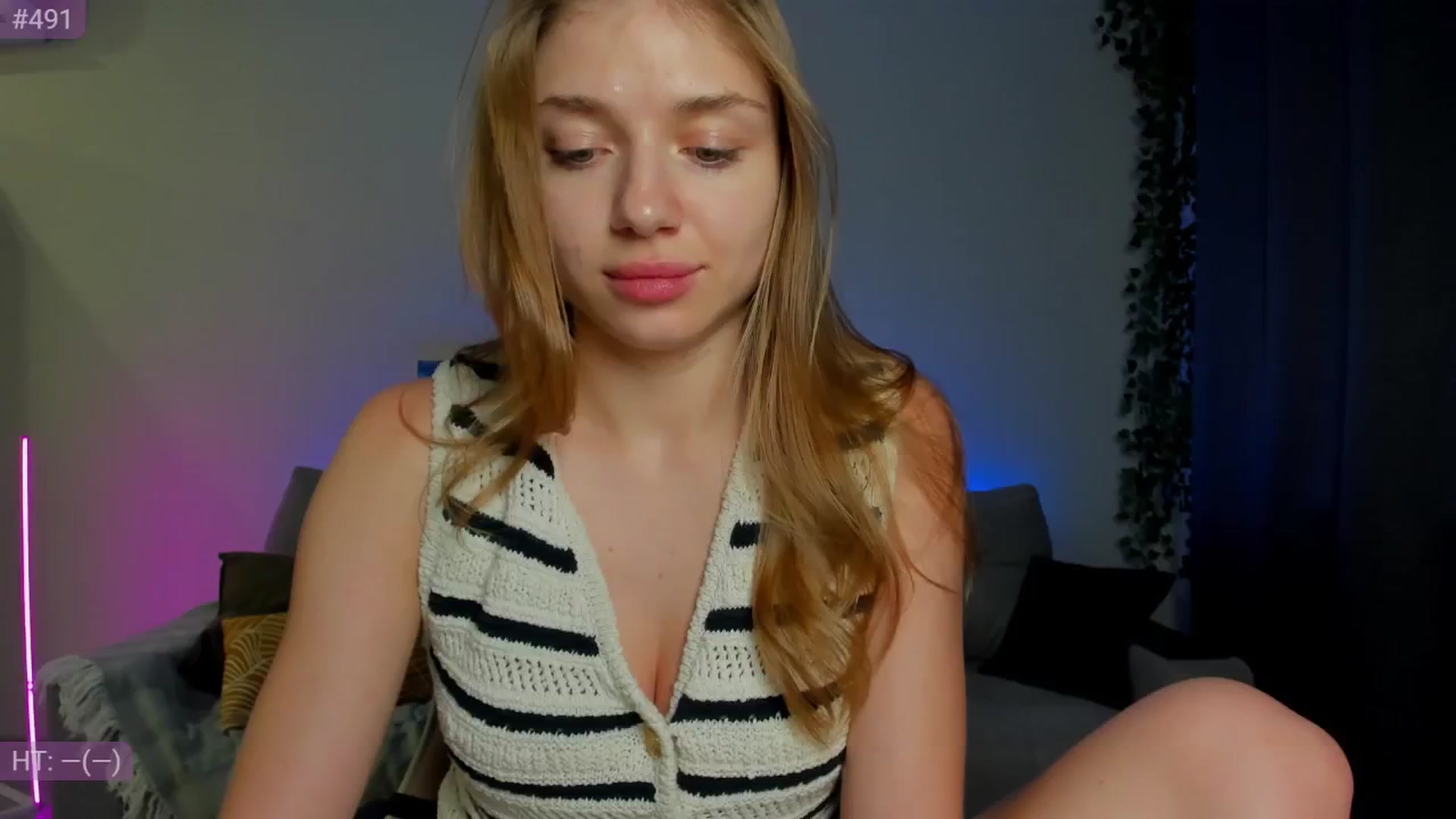 Gallery image thumbnail from Make_my_Luck's myfreecams stream on, 08/30/2024, 16:09 image 16 of 20