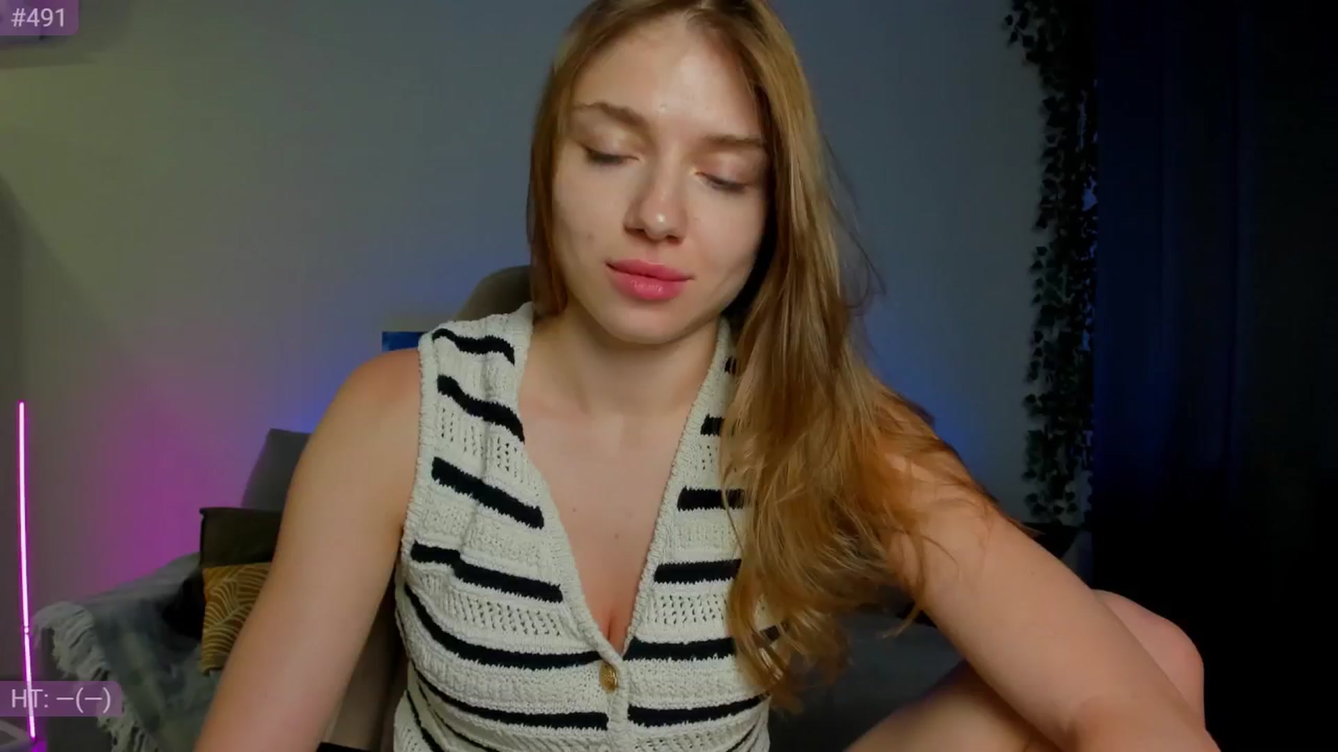 Gallery image thumbnail from Make_my_Luck's myfreecams stream on, 08/30/2024, 16:09 image 15 of 20