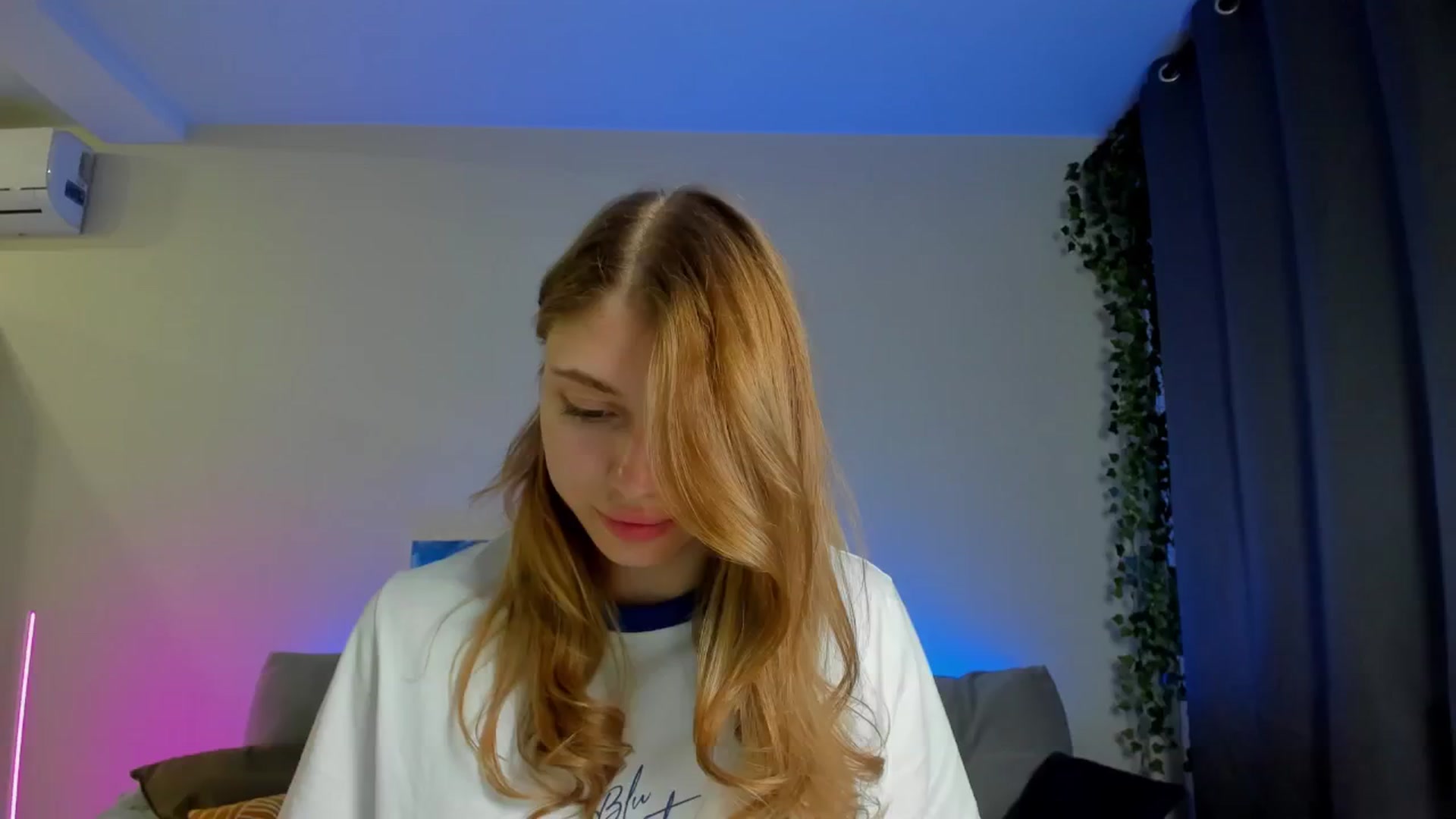Gallery image thumbnail from Make_my_Luck's myfreecams stream on, 09/05/2024, 17:26 image 2 of 20