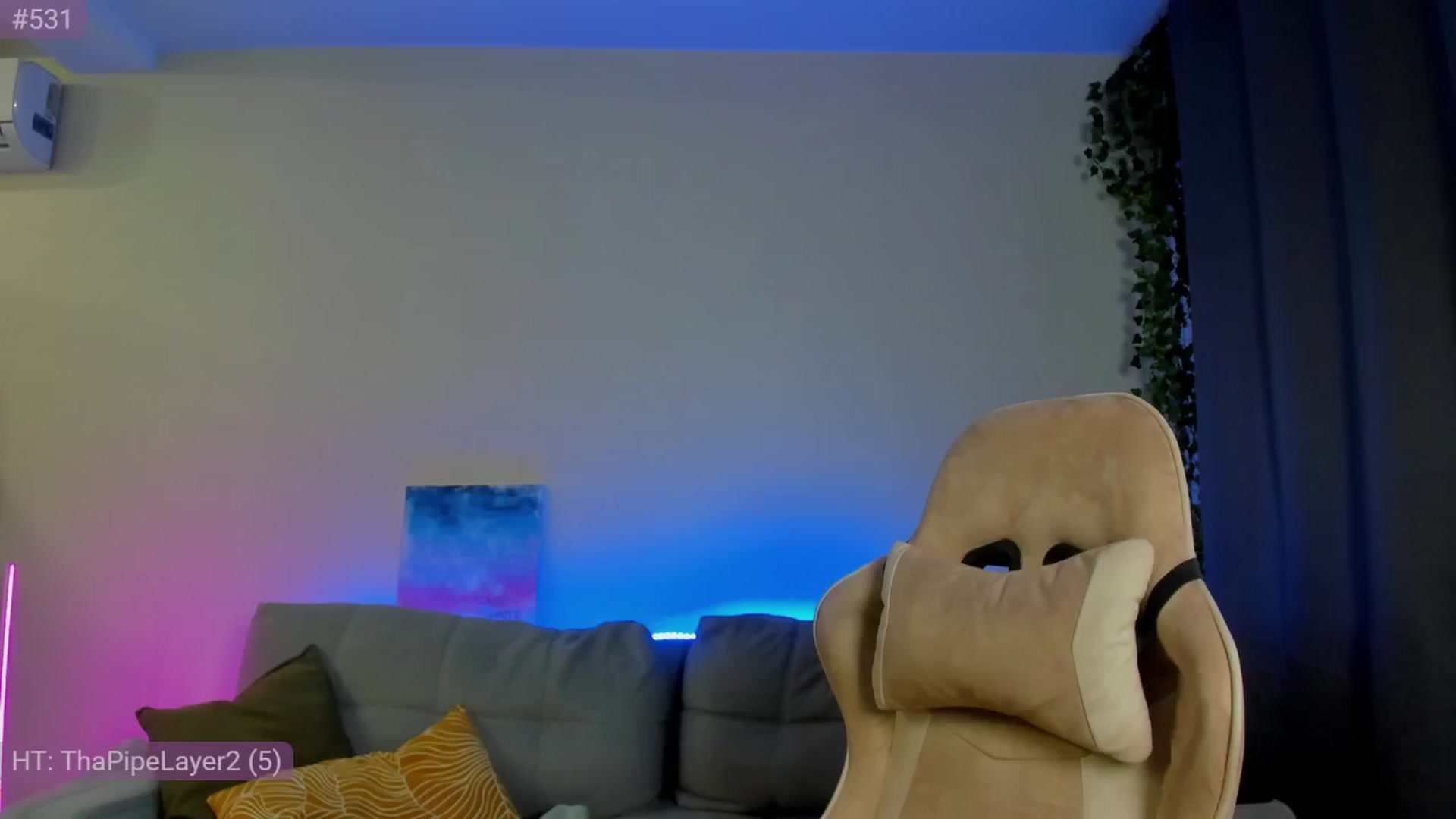 Gallery image thumbnail from Make_my_Luck's myfreecams stream on, 09/06/2024, 15:34 image 13 of 20