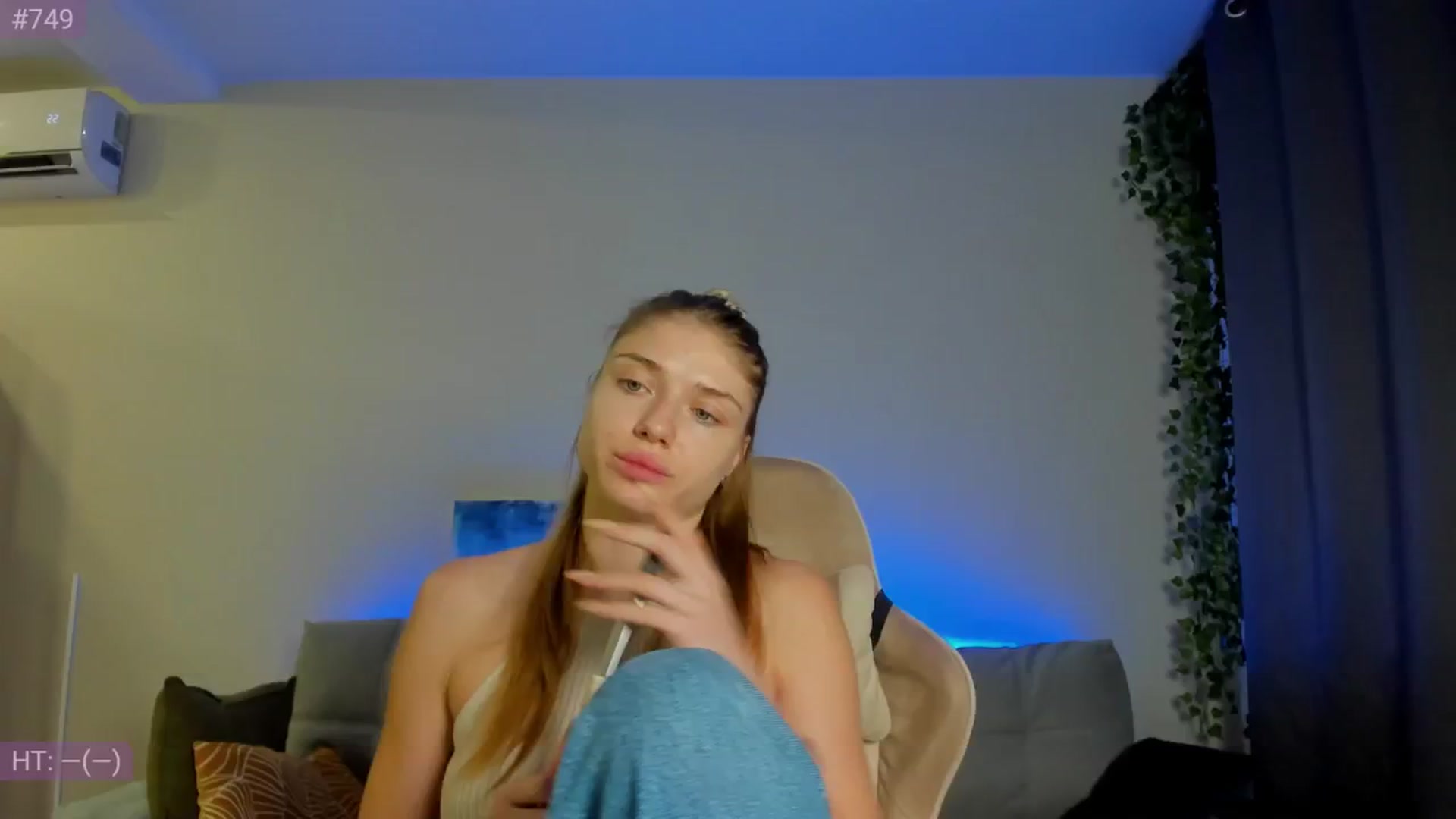 Gallery image thumbnail from Make_my_Luck's myfreecams stream on, 09/08/2024, 18:50 image 17 of 20
