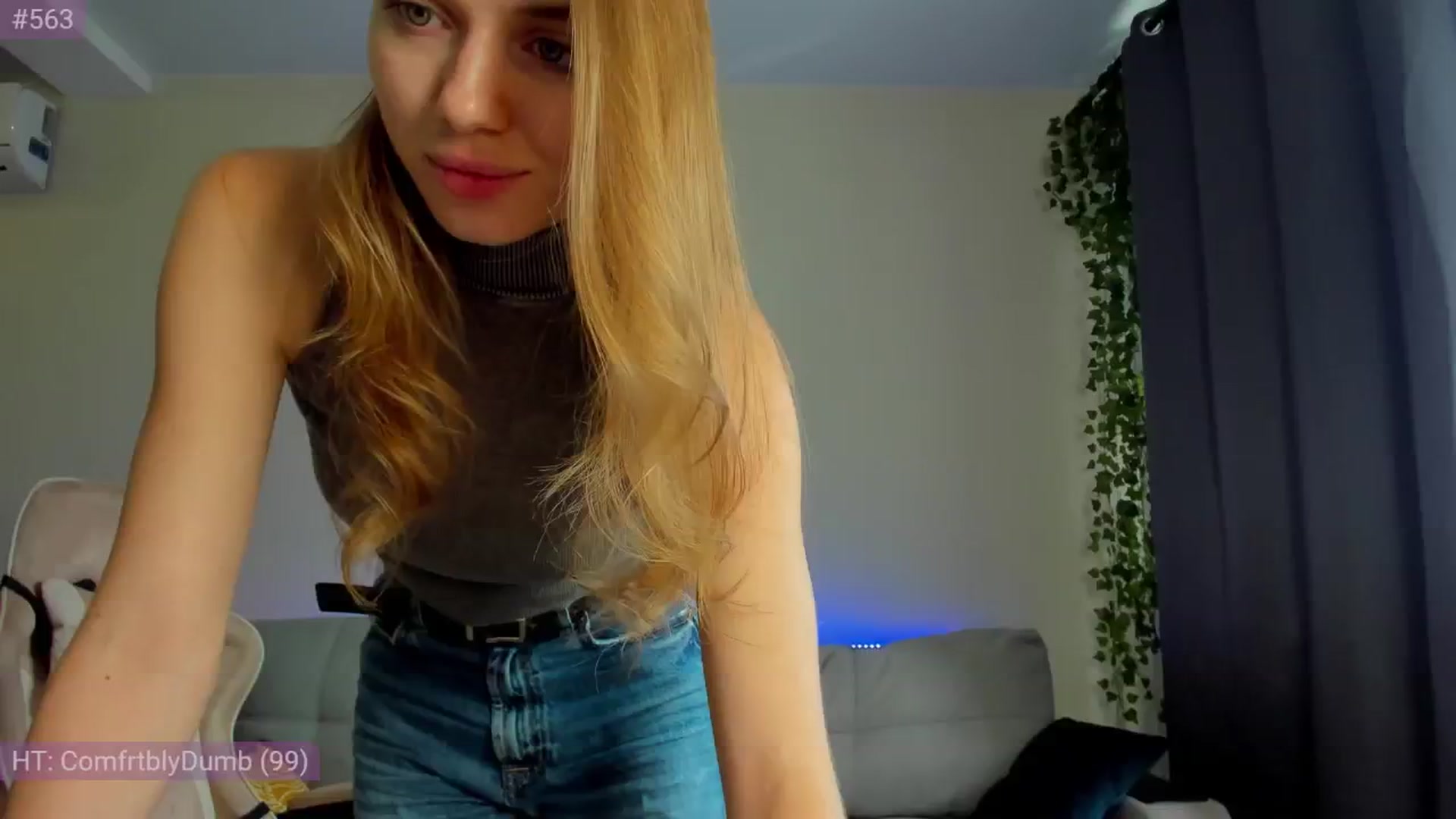 Gallery image thumbnail from Make_my_Luck's myfreecams stream on, 09/10/2024, 09:00 image 20 of 20