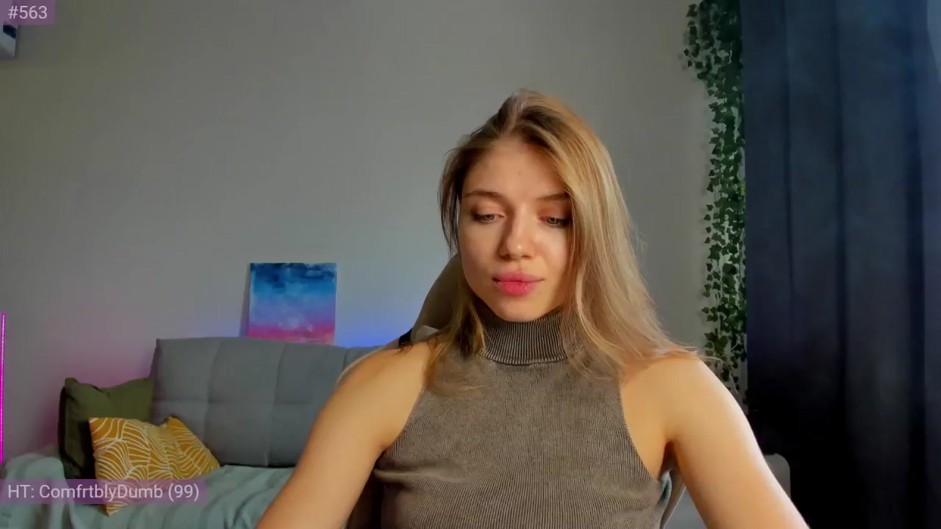 Gallery image thumbnail from Make_my_Luck's myfreecams stream on, 09/10/2024, 09:00 image 9 of 20