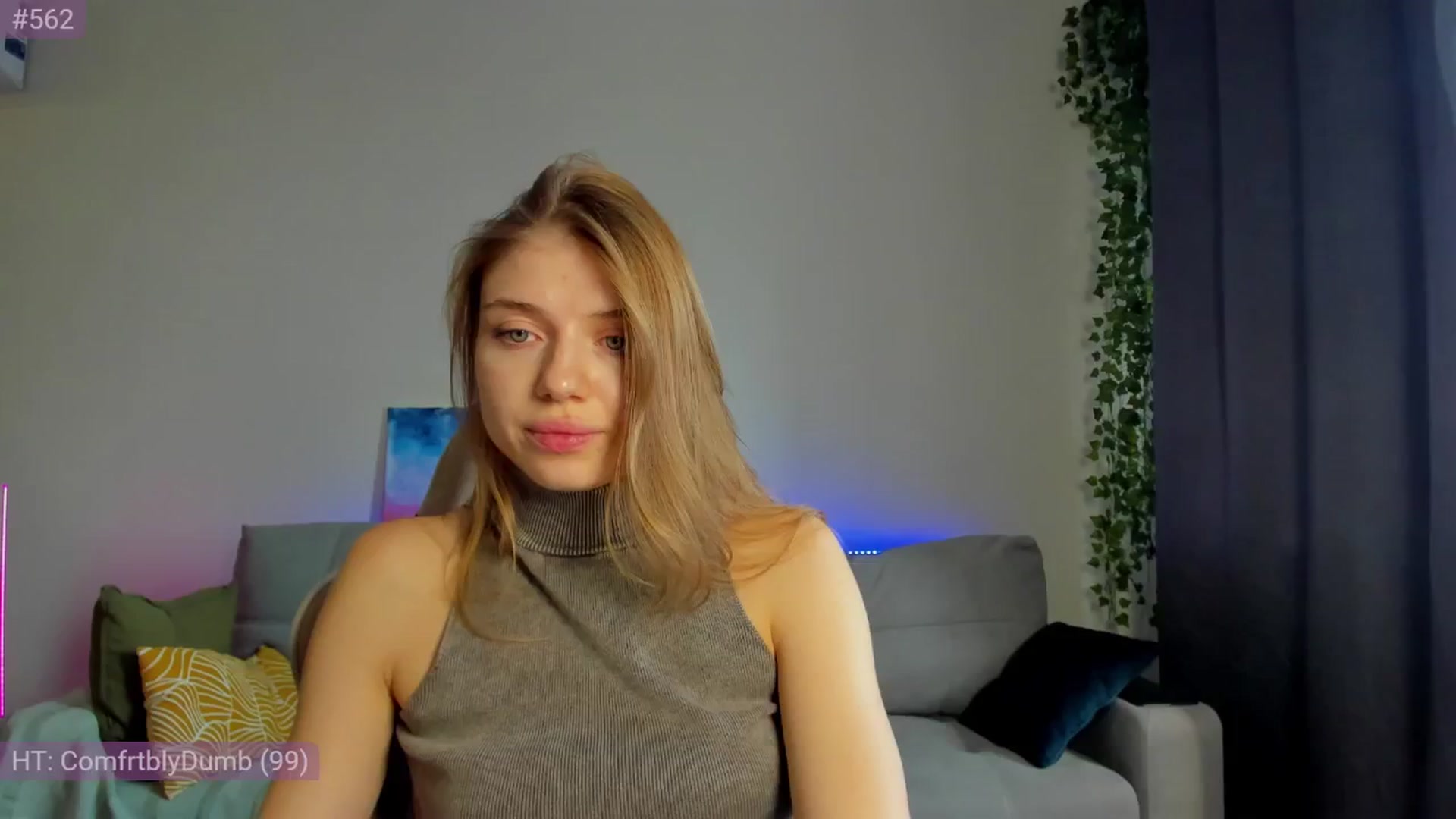 Gallery image thumbnail from Make_my_Luck's myfreecams stream on, 09/10/2024, 09:00 image 13 of 20