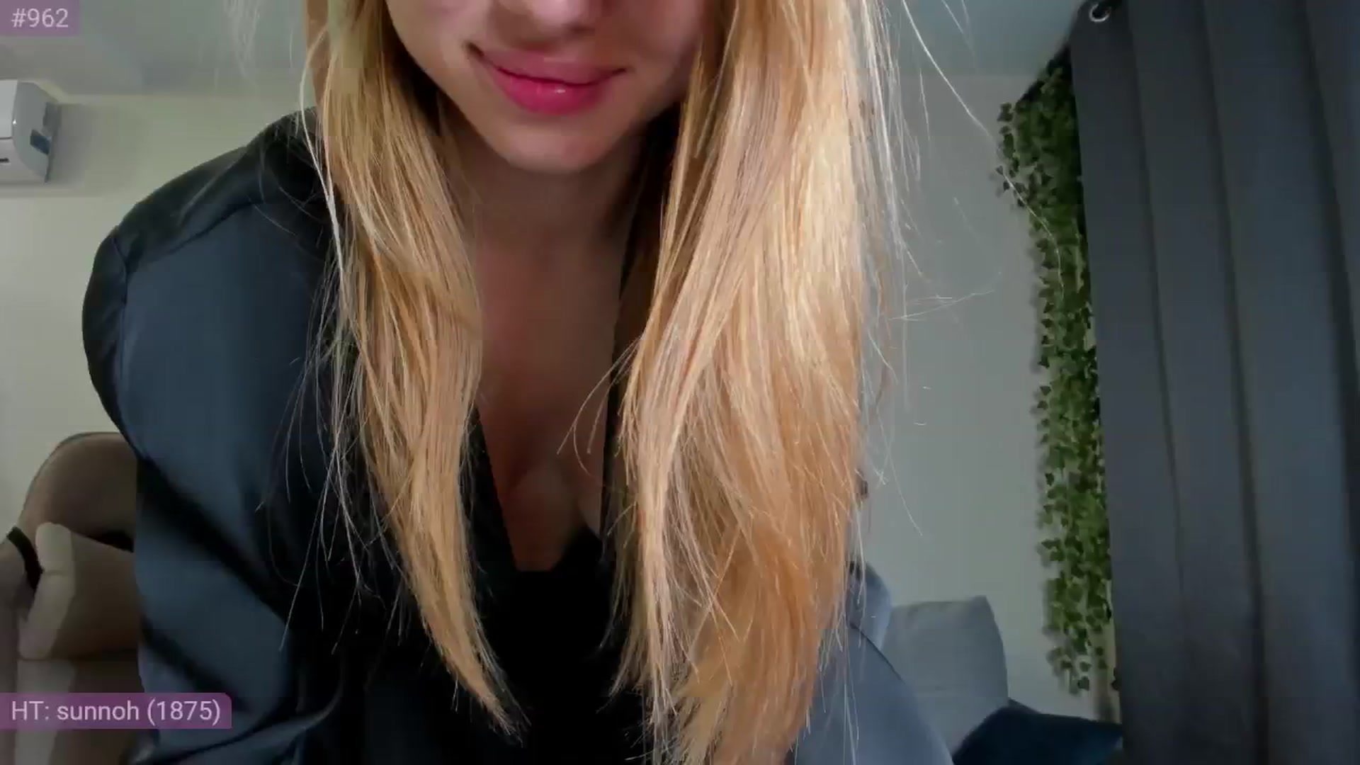 Gallery image thumbnail from Make_my_Luck's myfreecams stream on, 09/26/2024, 19:32 image 19 of 20
