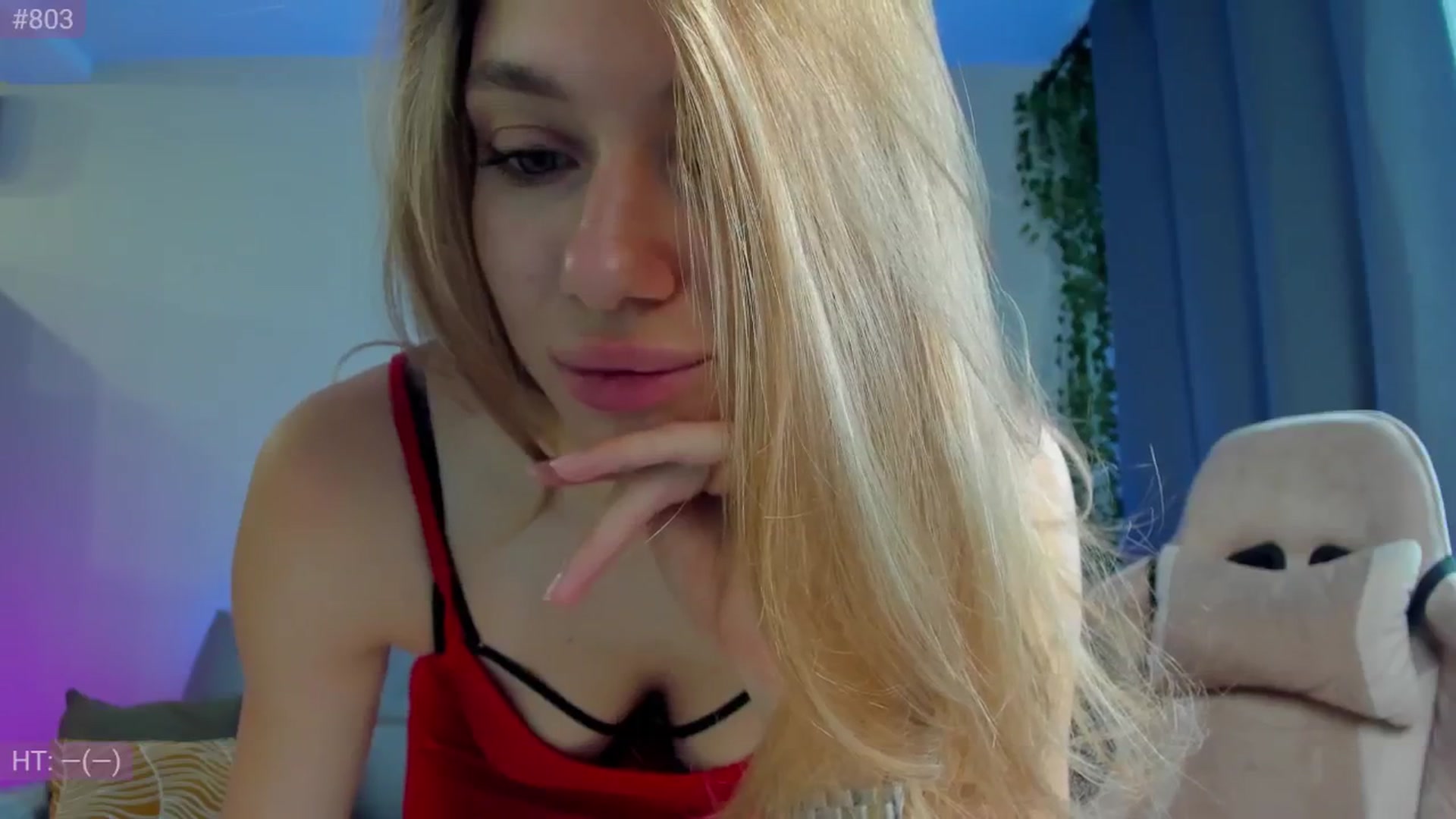 Gallery image thumbnail from Make_my_Luck's myfreecams stream on, 10/16/2024, 06:40 image 4 of 20