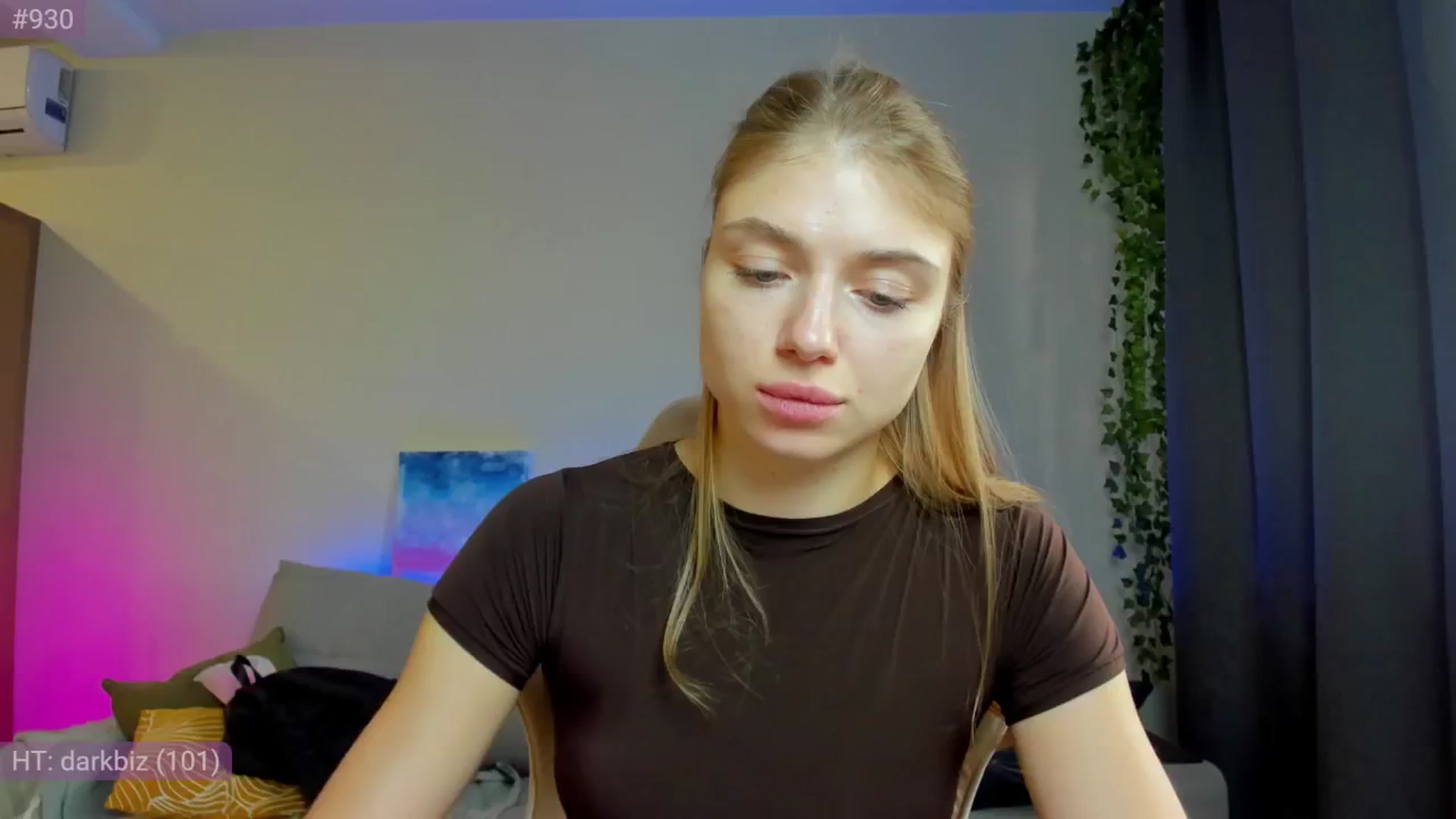 Gallery image thumbnail from Make_my_Luck's myfreecams stream on, 10/23/2024, 09:36 image 16 of 20