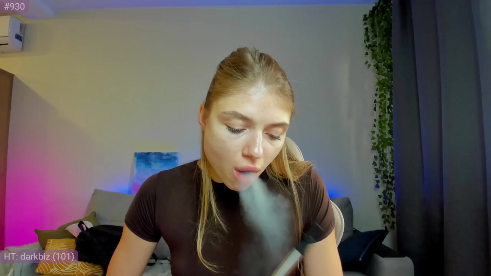 Gallery image thumbnail from Make_my_Luck's myfreecams stream on, 10/23/2024, 09:36 image 15 of 20