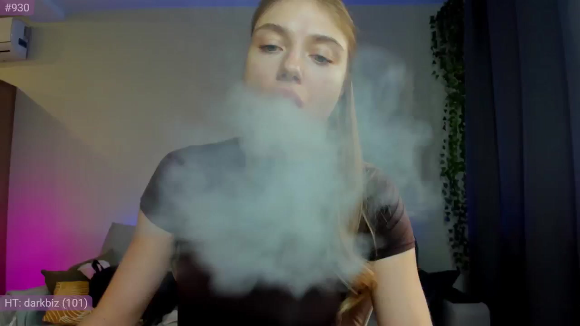 Gallery image thumbnail from Make_my_Luck's myfreecams stream on, 10/23/2024, 09:36 image 6 of 20