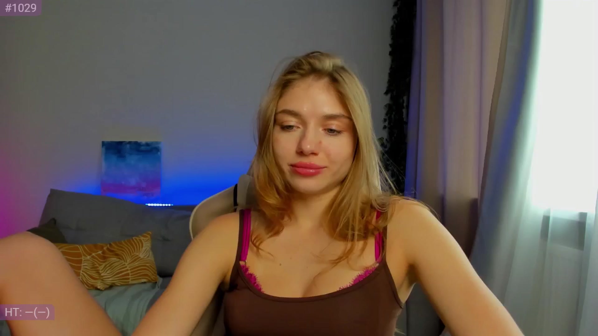 Gallery image thumbnail from Make_my_Luck's myfreecams stream on, 10/29/2024, 09:52 image 11 of 20