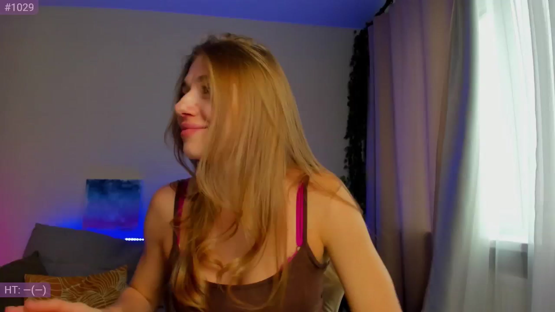 Gallery image thumbnail from Make_my_Luck's myfreecams stream on, 10/29/2024, 09:52 image 7 of 20