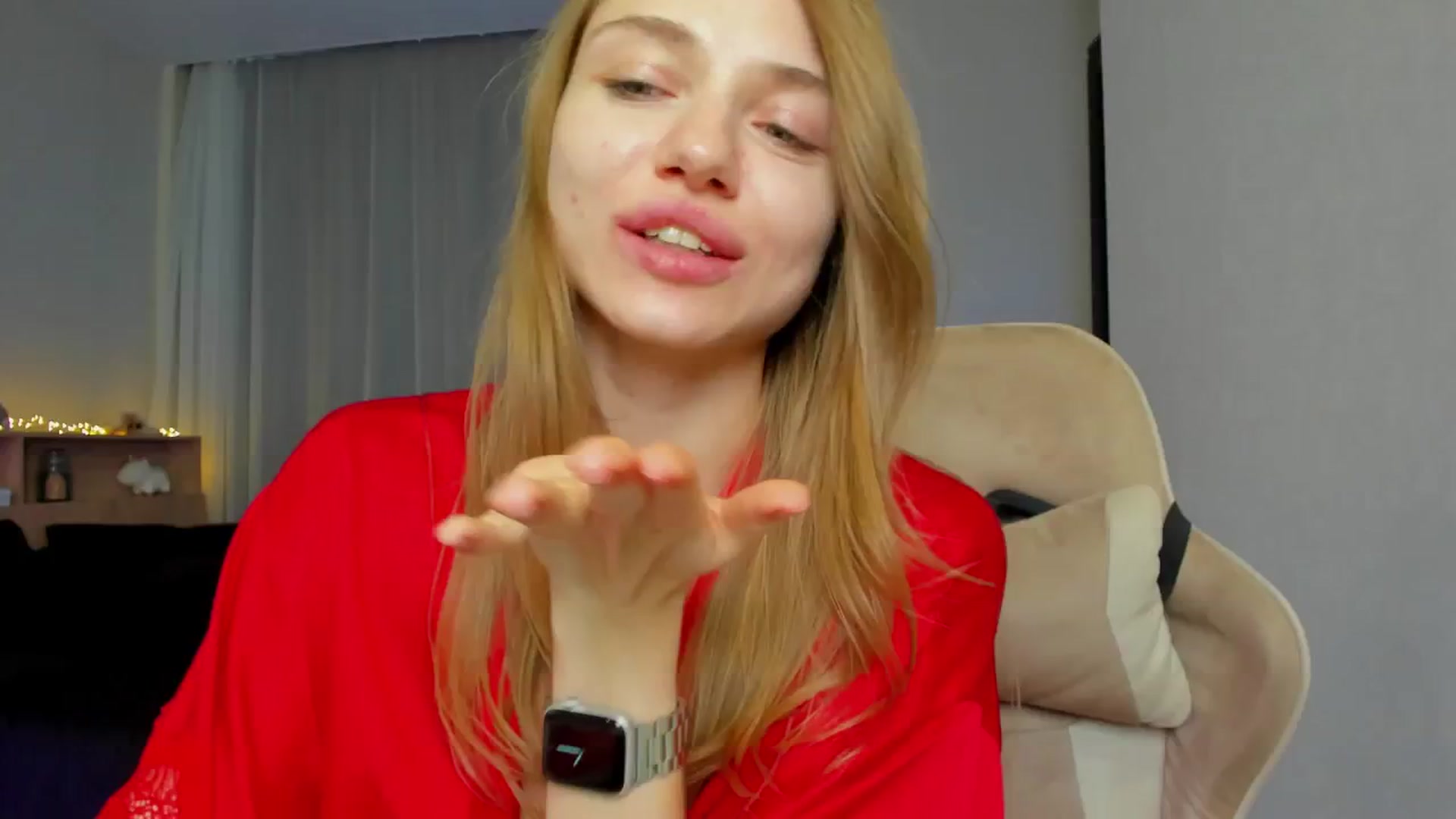 Gallery image thumbnail from Make_my_Luck's myfreecams stream on, 11/07/2024, 18:56 image 8 of 20