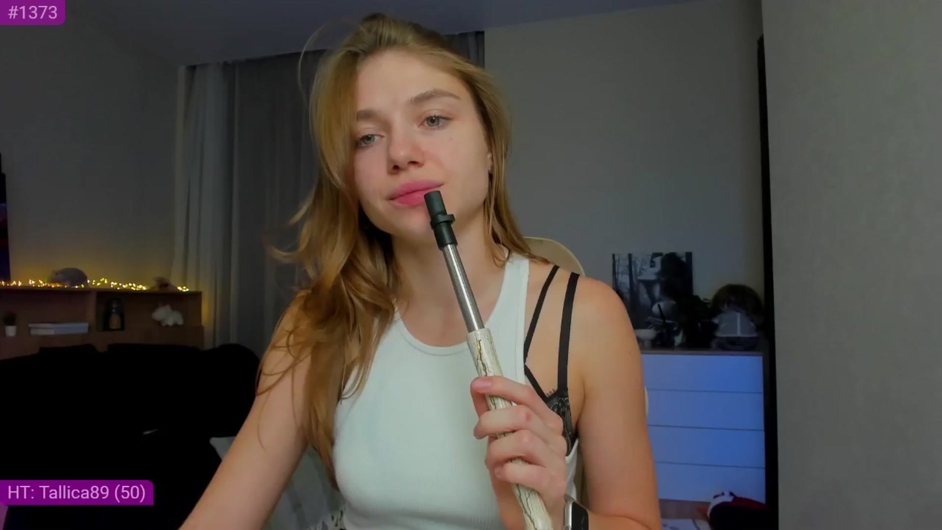 Gallery image thumbnail from Make_my_Luck's myfreecams stream on, 11/08/2024, 19:16 image 9 of 20