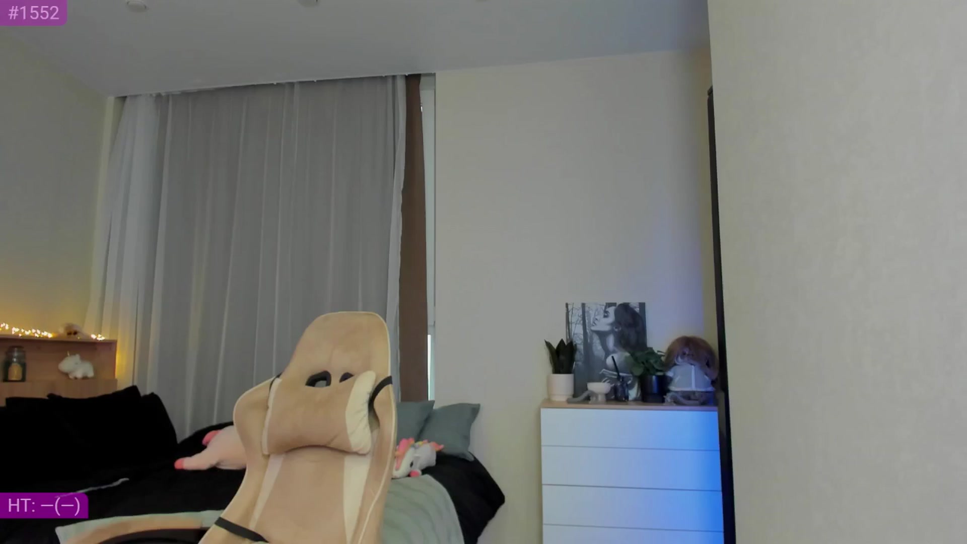Gallery image thumbnail from Make_my_Luck's myfreecams stream on, 11/14/2024, 07:24 image 8 of 20