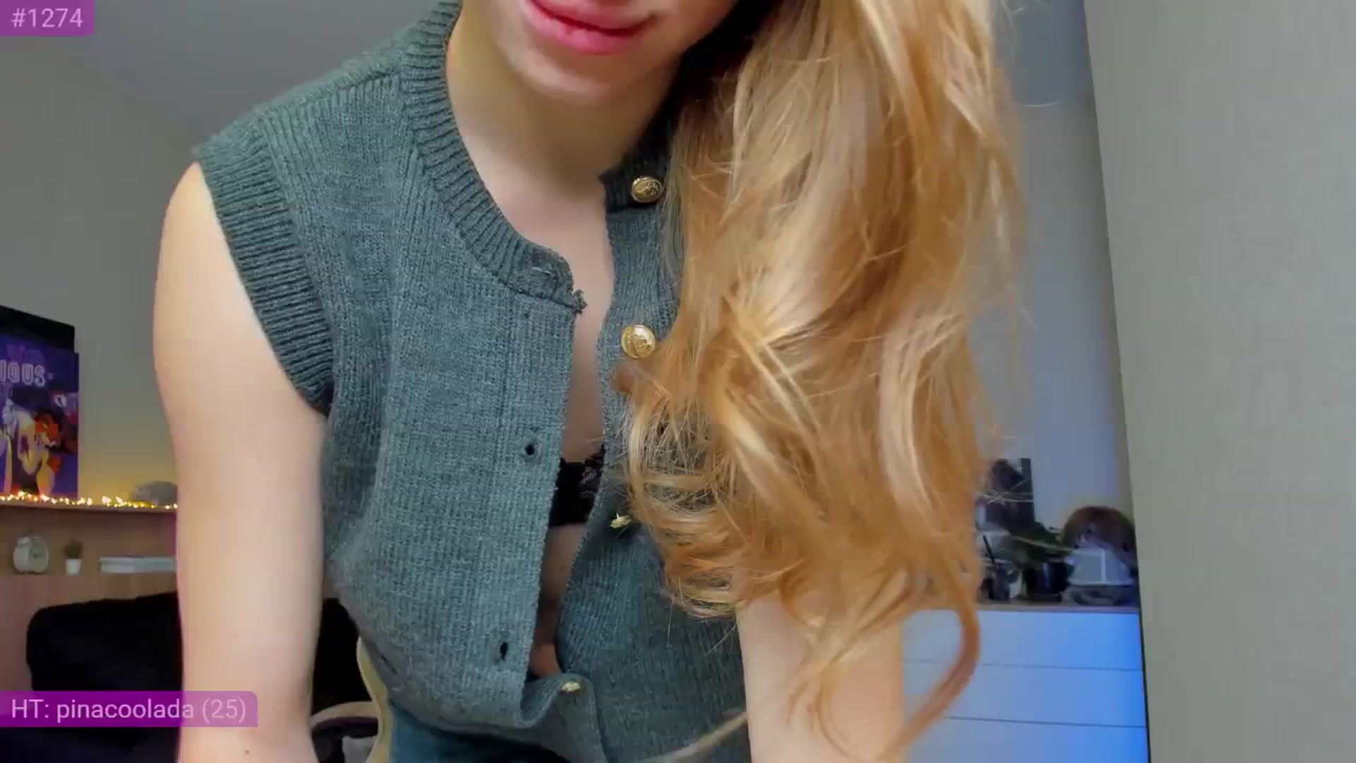 Gallery image thumbnail from Make_my_Luck's myfreecams stream on, 11/16/2024, 08:19 image 10 of 20