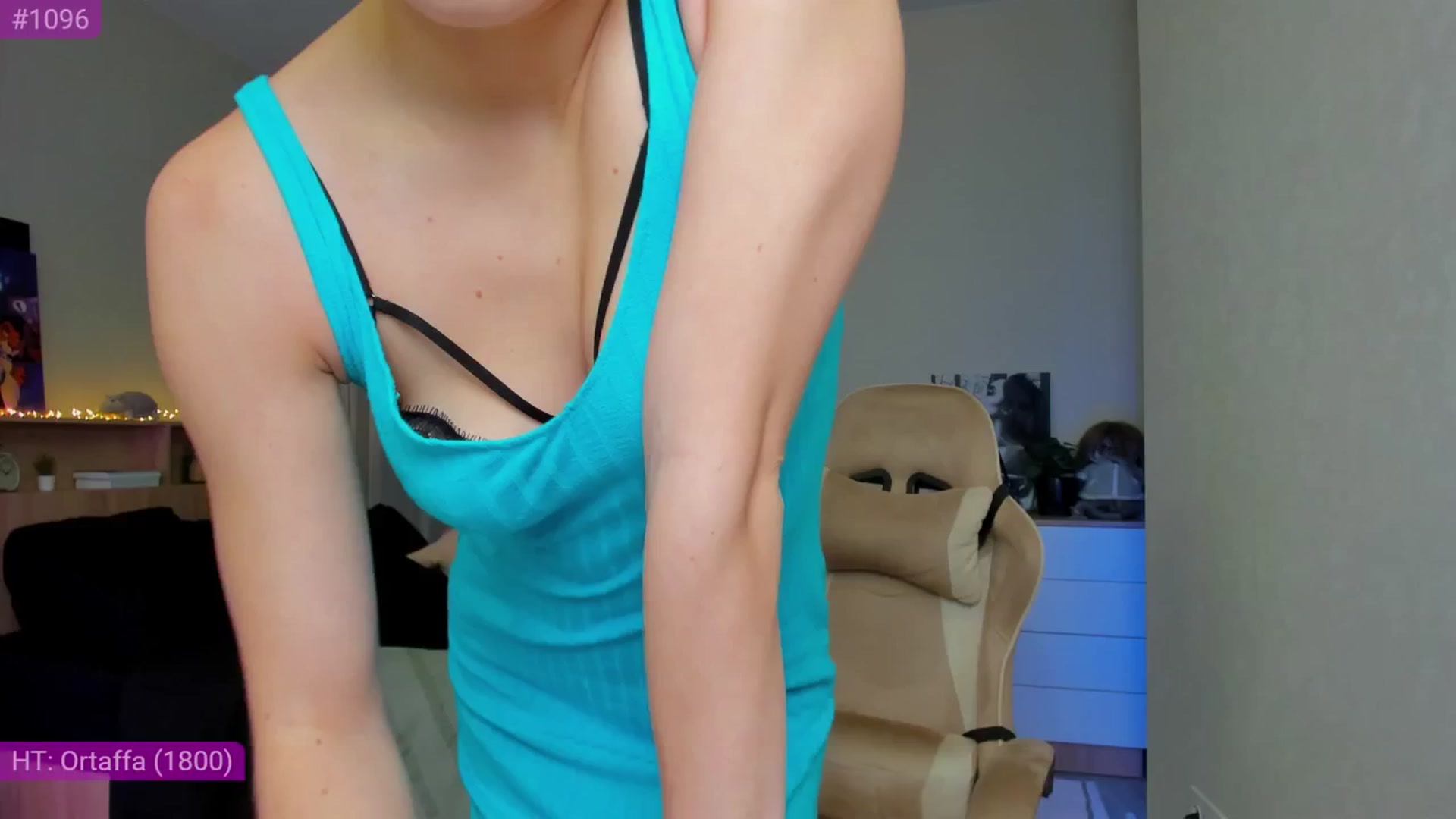 Gallery image thumbnail from Make_my_Luck's myfreecams stream on, 11/16/2024, 10:01 image 12 of 20
