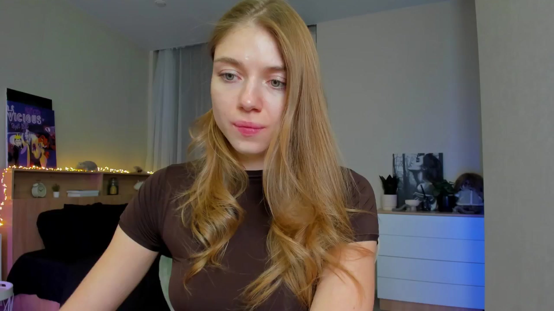Gallery image thumbnail from Make_my_Luck's myfreecams stream on, 11/17/2024, 19:57 image 1 of 20