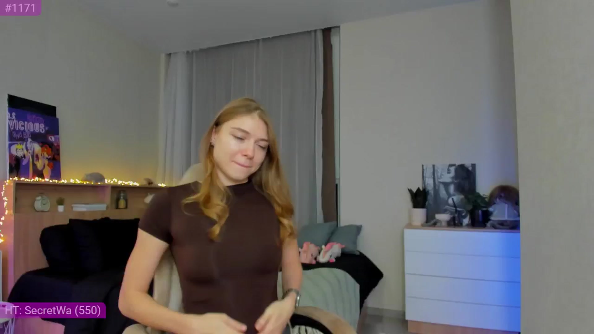 Gallery image thumbnail from Make_my_Luck's myfreecams stream on, 11/17/2024, 19:57 image 4 of 20