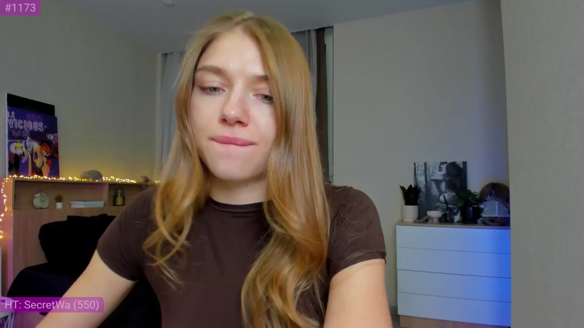 Gallery image thumbnail from Make_my_Luck's myfreecams stream on, 11/17/2024, 19:57 image 9 of 20