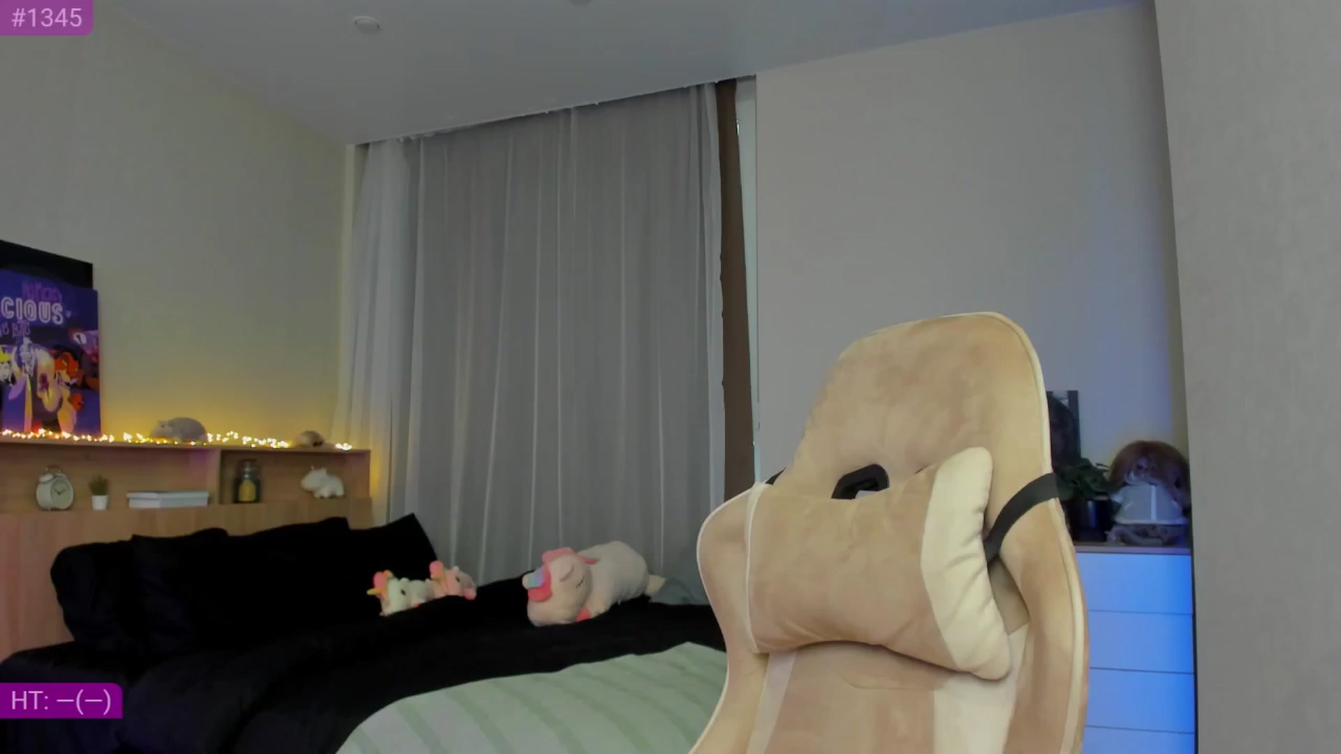 Gallery image thumbnail from Make_my_Luck's myfreecams stream on, 11/23/2024, 09:01 image 3 of 20