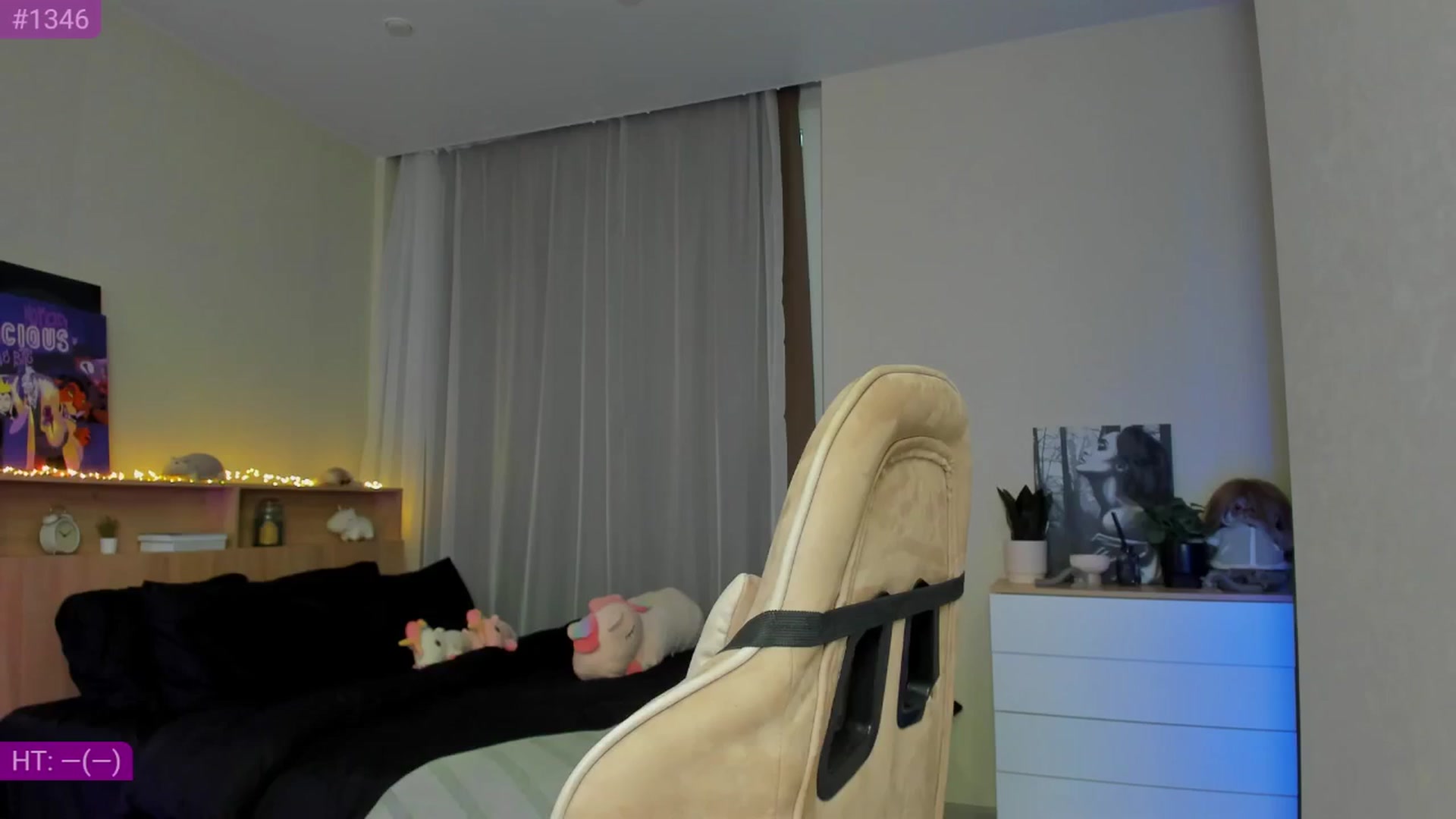 Gallery image thumbnail from Make_my_Luck's myfreecams stream on, 11/23/2024, 09:01 image 8 of 20