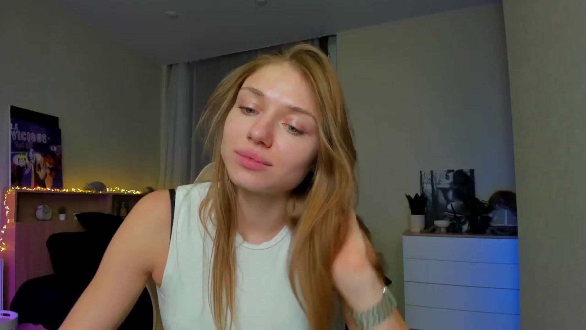Gallery image thumbnail from Make_my_Luck's myfreecams stream on, 11/23/2024, 10:54 image 1 of 20