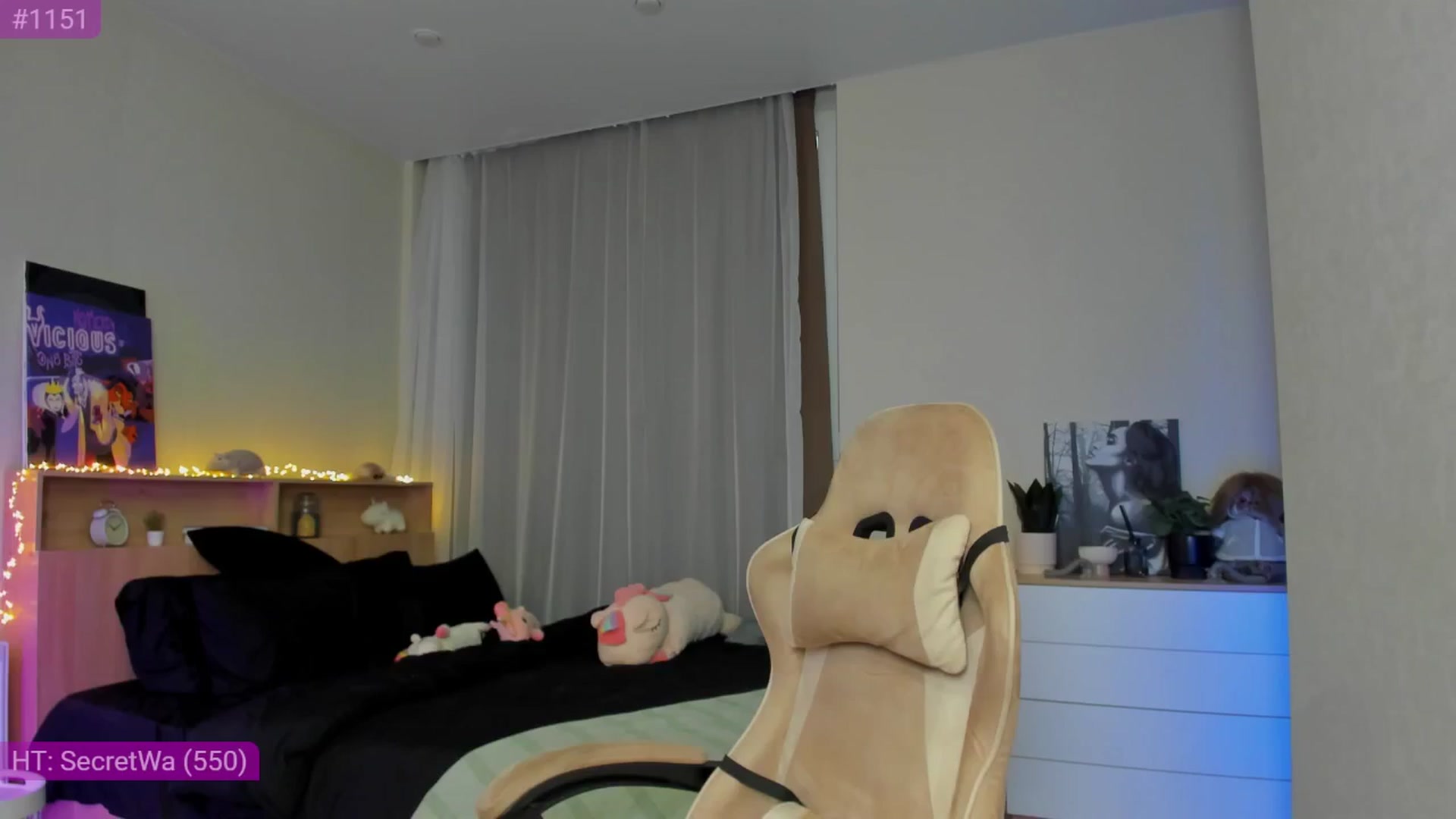 Gallery image thumbnail from Make_my_Luck's myfreecams stream on, 11/23/2024, 10:54 image 10 of 20