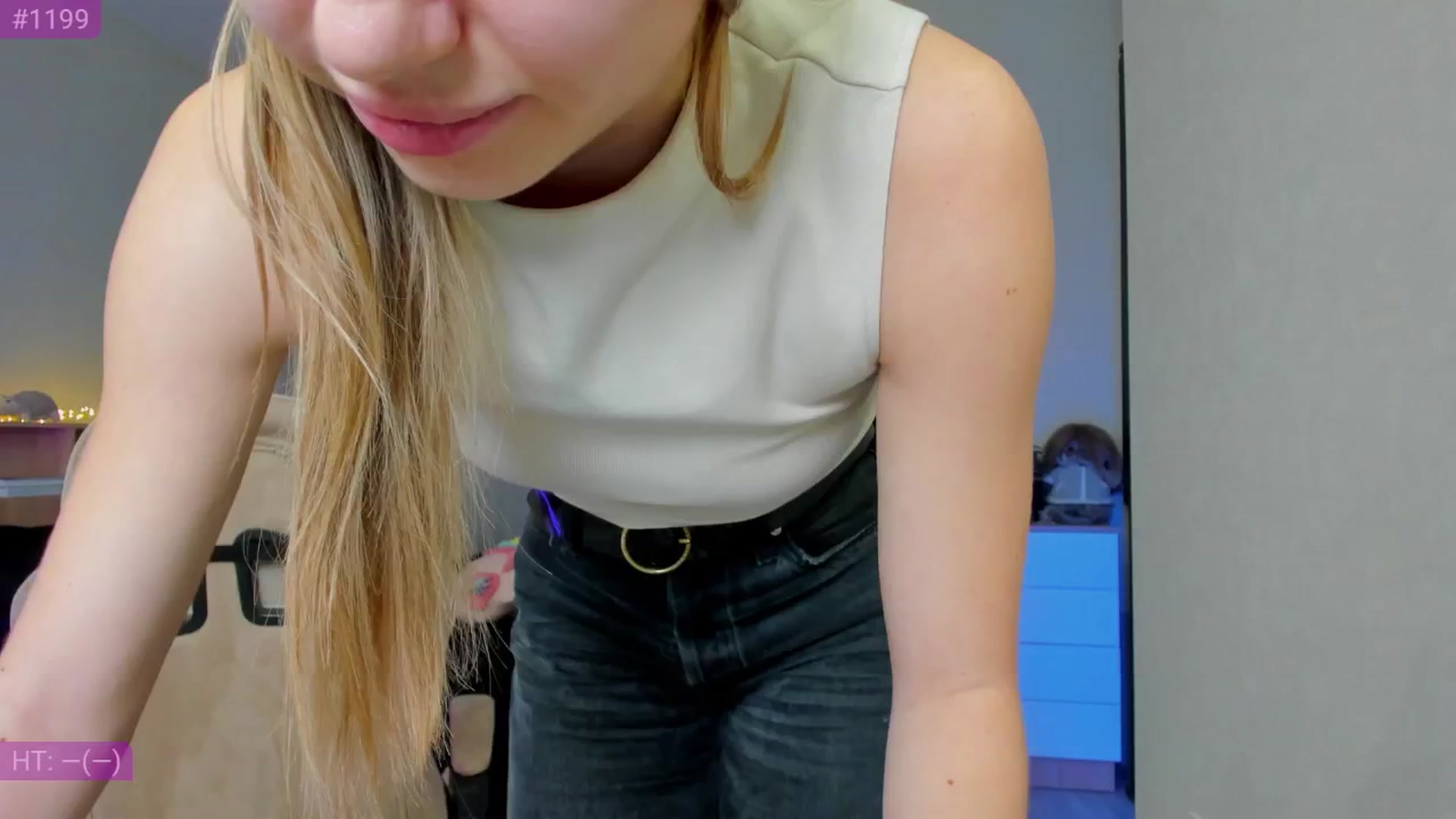 Gallery image thumbnail from Make_my_Luck's myfreecams stream on, 11/25/2024, 17:54 image 11 of 20