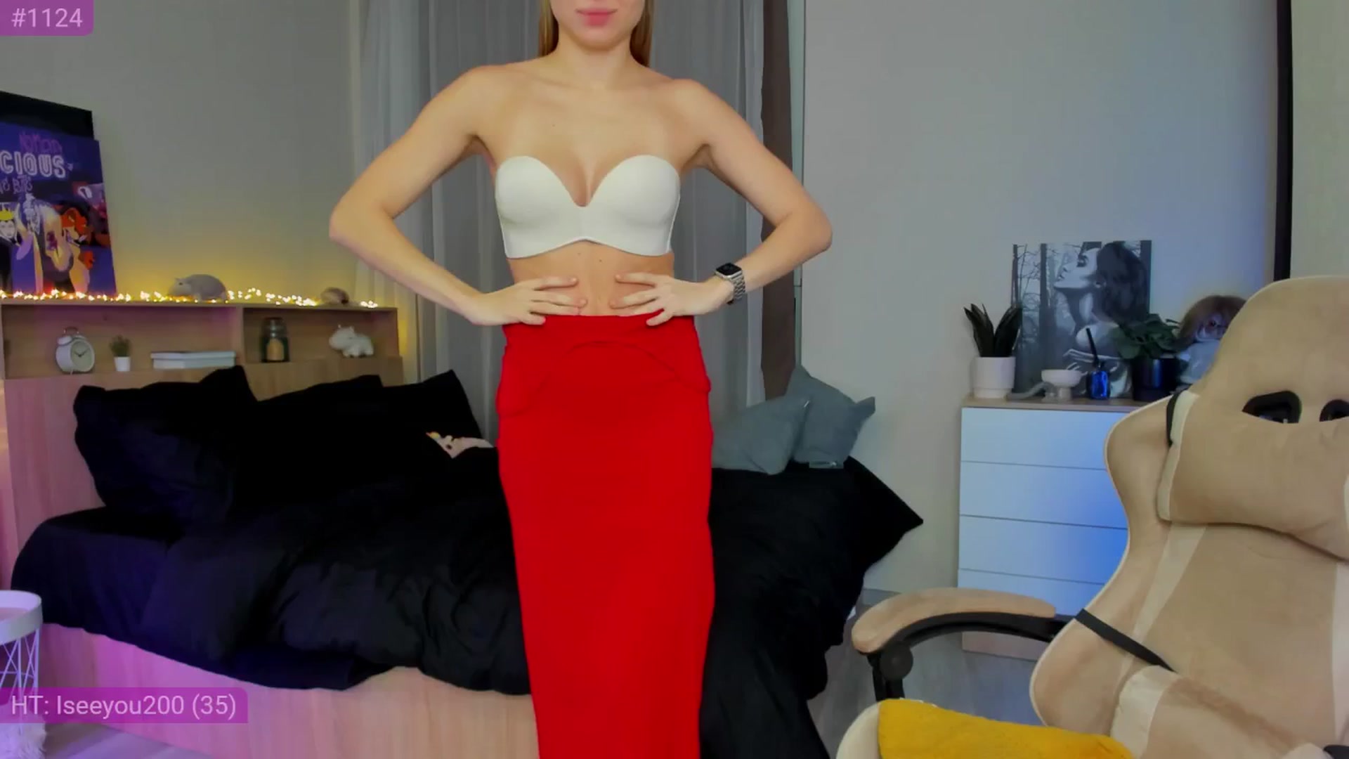 Gallery image thumbnail from Make_my_Luck's myfreecams stream on, 11/25/2024, 19:24 image 9 of 20