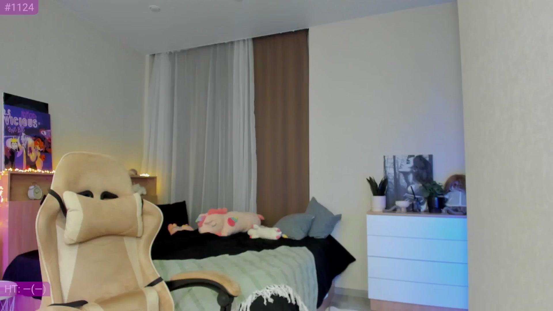 Gallery image thumbnail from Make_my_Luck's myfreecams stream on, 11/30/2024, 19:07 image 4 of 20