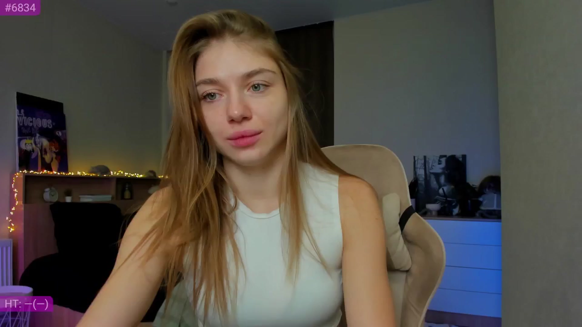 Gallery image thumbnail from Make_my_Luck's myfreecams stream on, 12/04/2024, 07:43 image 9 of 20