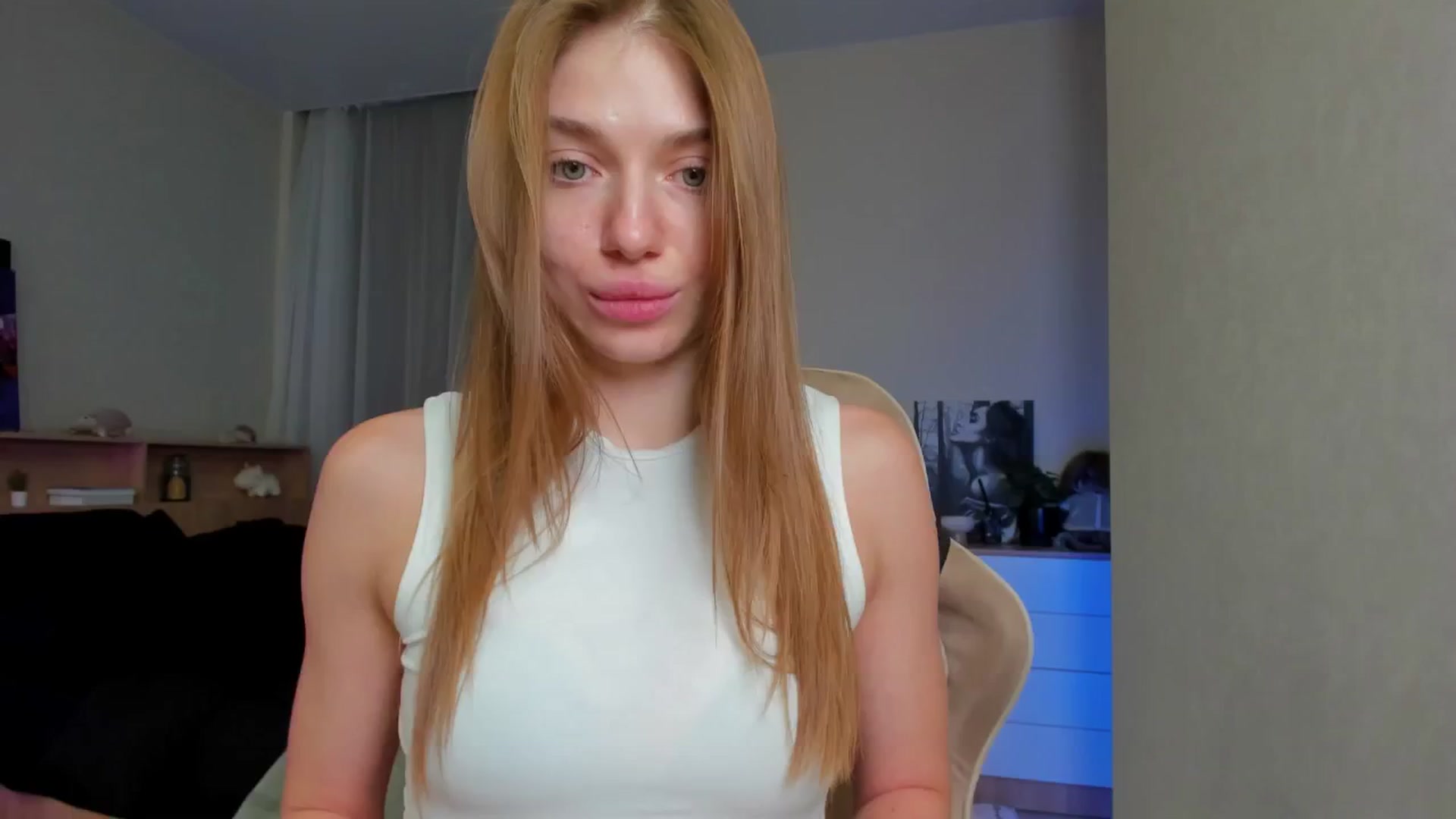 Gallery image thumbnail from Make_my_Luck's myfreecams stream on, 12/04/2024, 11:23 image 3 of 20