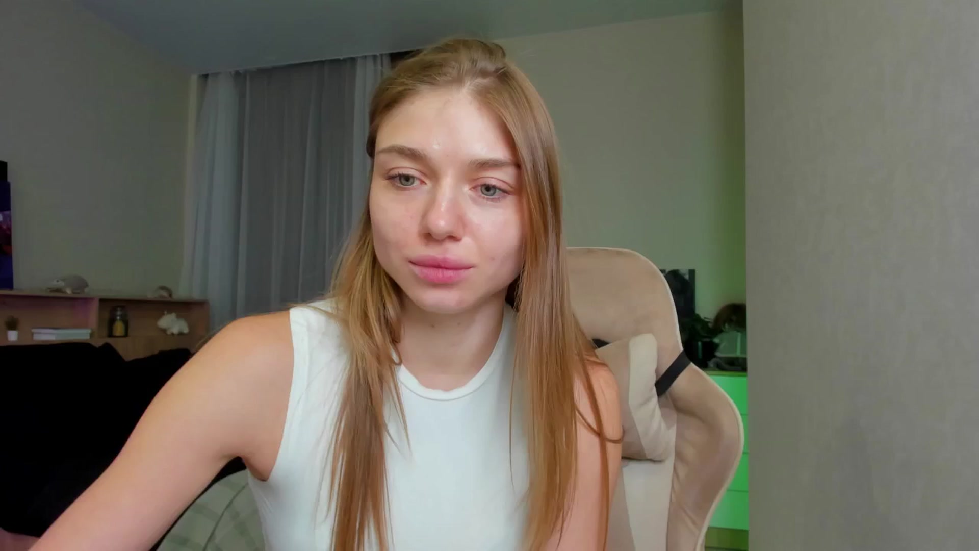 Gallery image thumbnail from Make_my_Luck's myfreecams stream on, 12/04/2024, 11:23 image 1 of 20