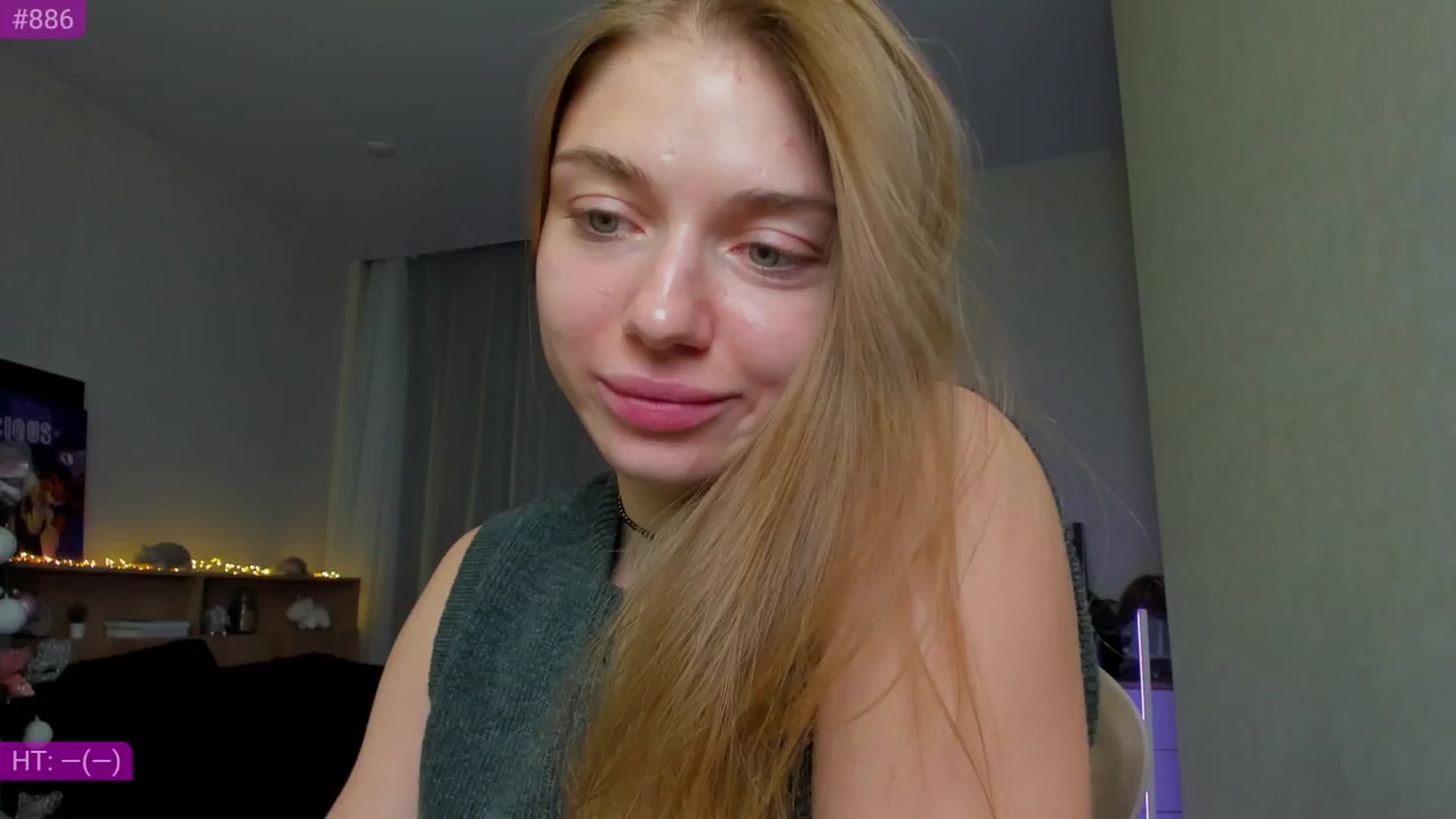 Gallery image thumbnail from Make_my_Luck's myfreecams stream on, 12/10/2024, 18:33 image 19 of 20