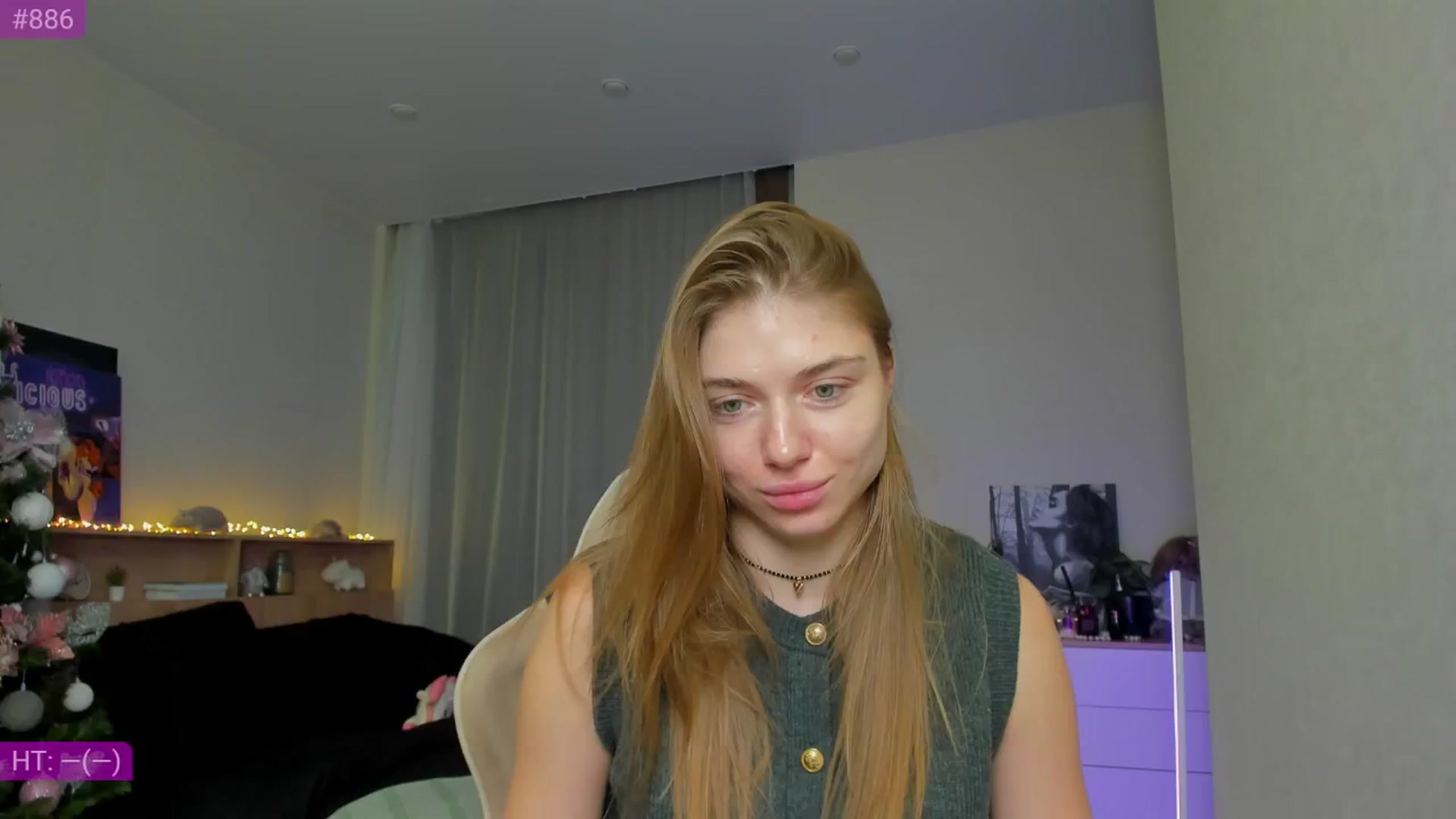 Gallery image thumbnail from Make_my_Luck's myfreecams stream on, 12/10/2024, 18:33 image 10 of 20