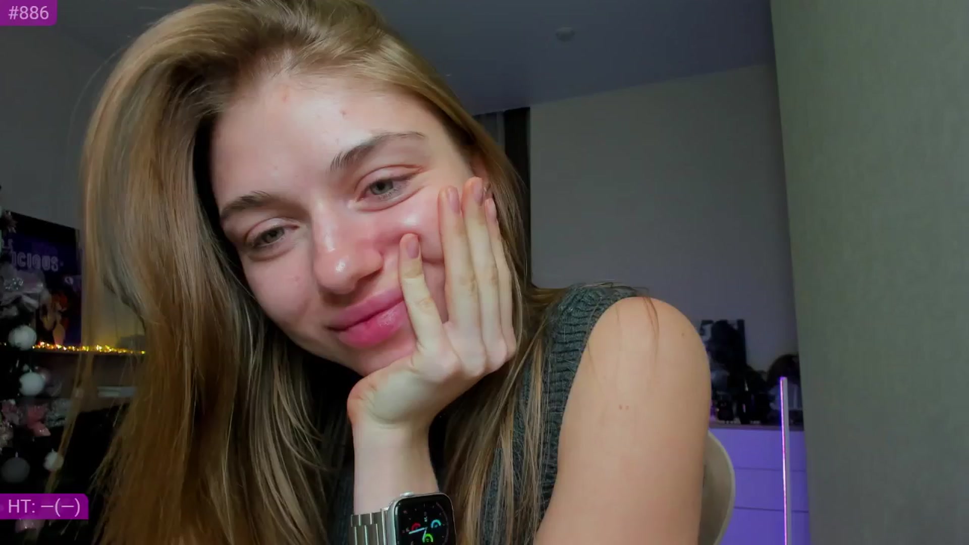 Gallery image thumbnail from Make_my_Luck's myfreecams stream on, 12/10/2024, 18:33 image 3 of 20