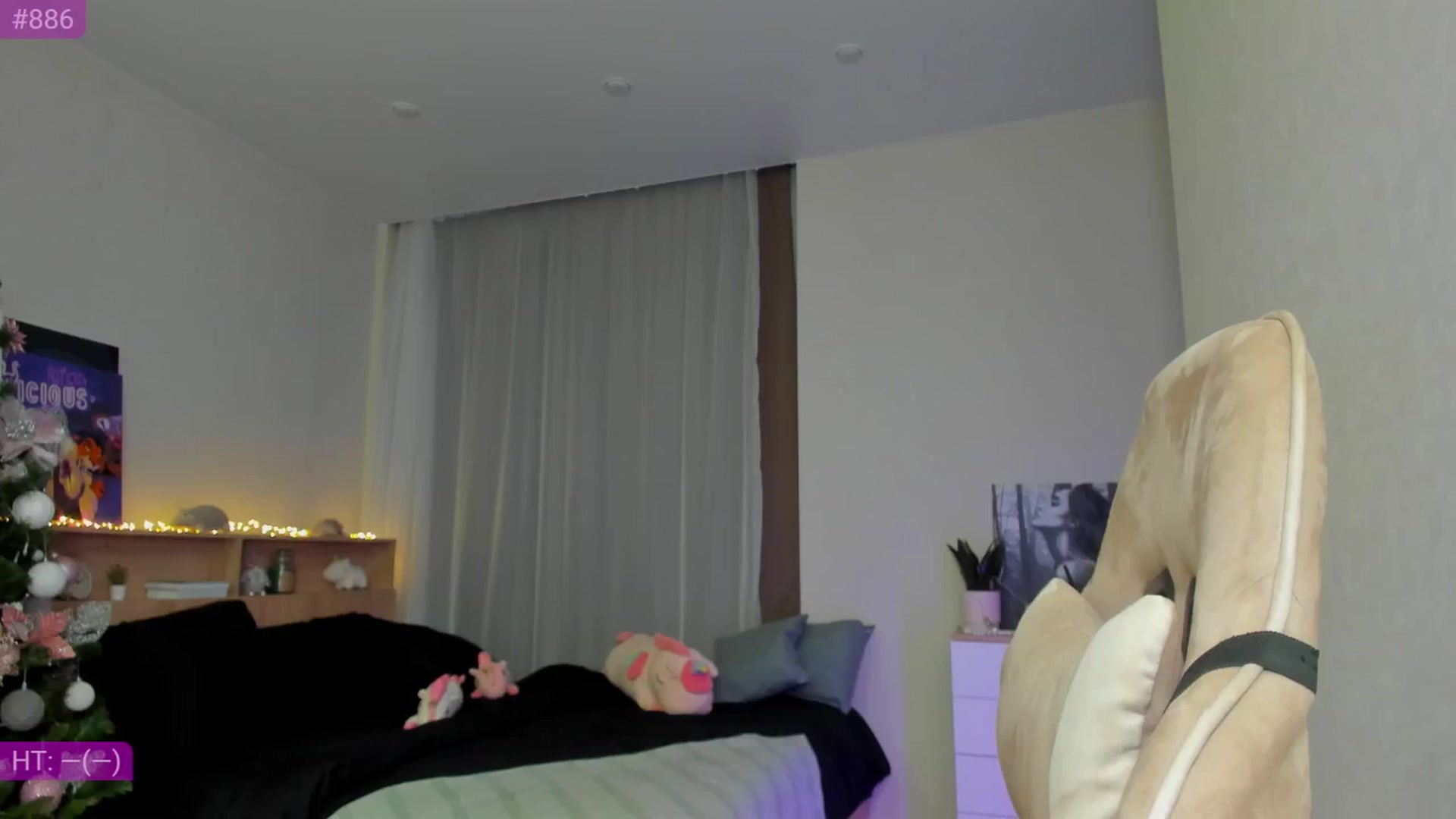 Gallery image thumbnail from Make_my_Luck's myfreecams stream on, 12/10/2024, 18:33 image 11 of 20