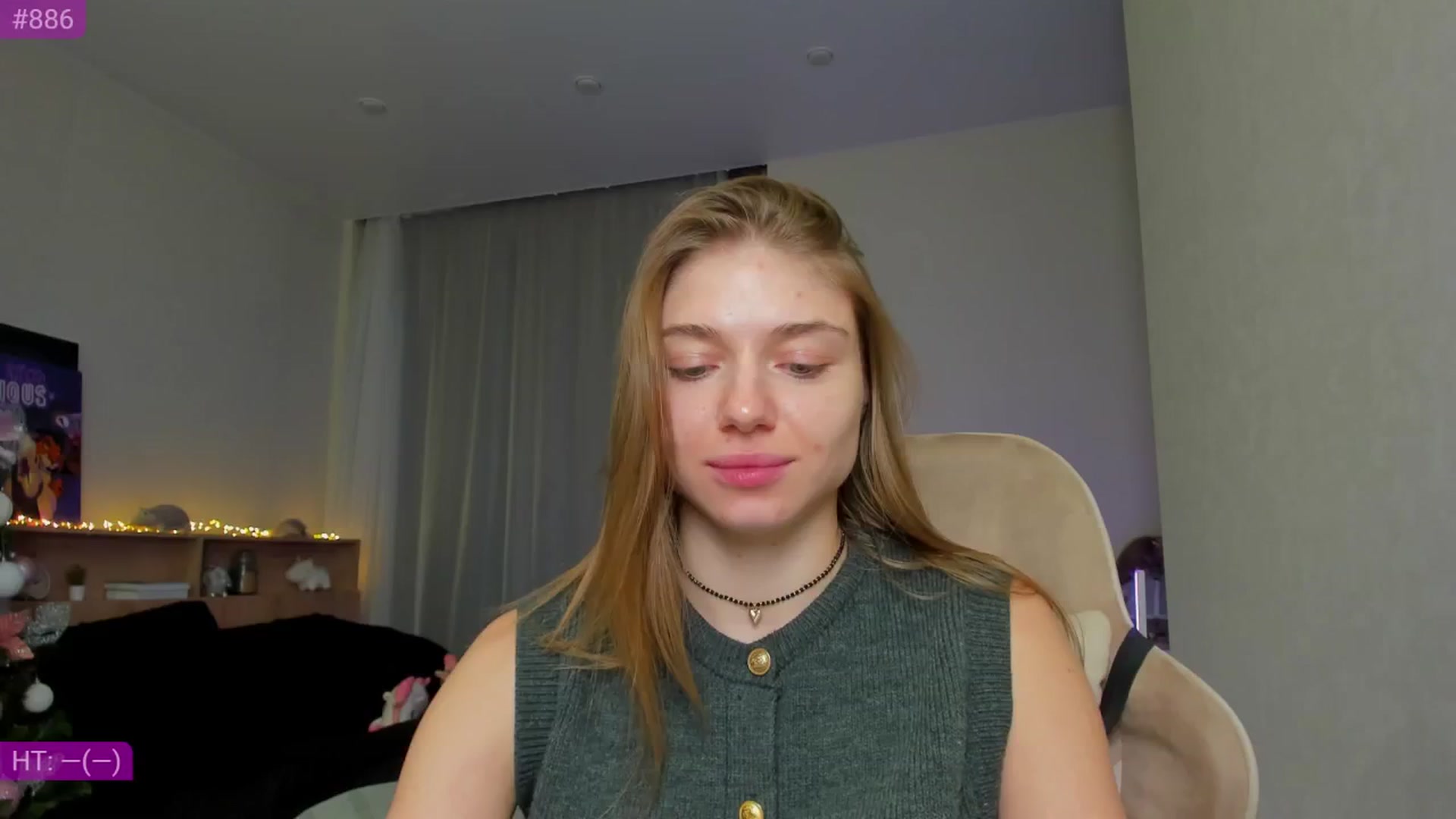 Gallery image thumbnail from Make_my_Luck's myfreecams stream on, 12/10/2024, 18:33 image 13 of 20