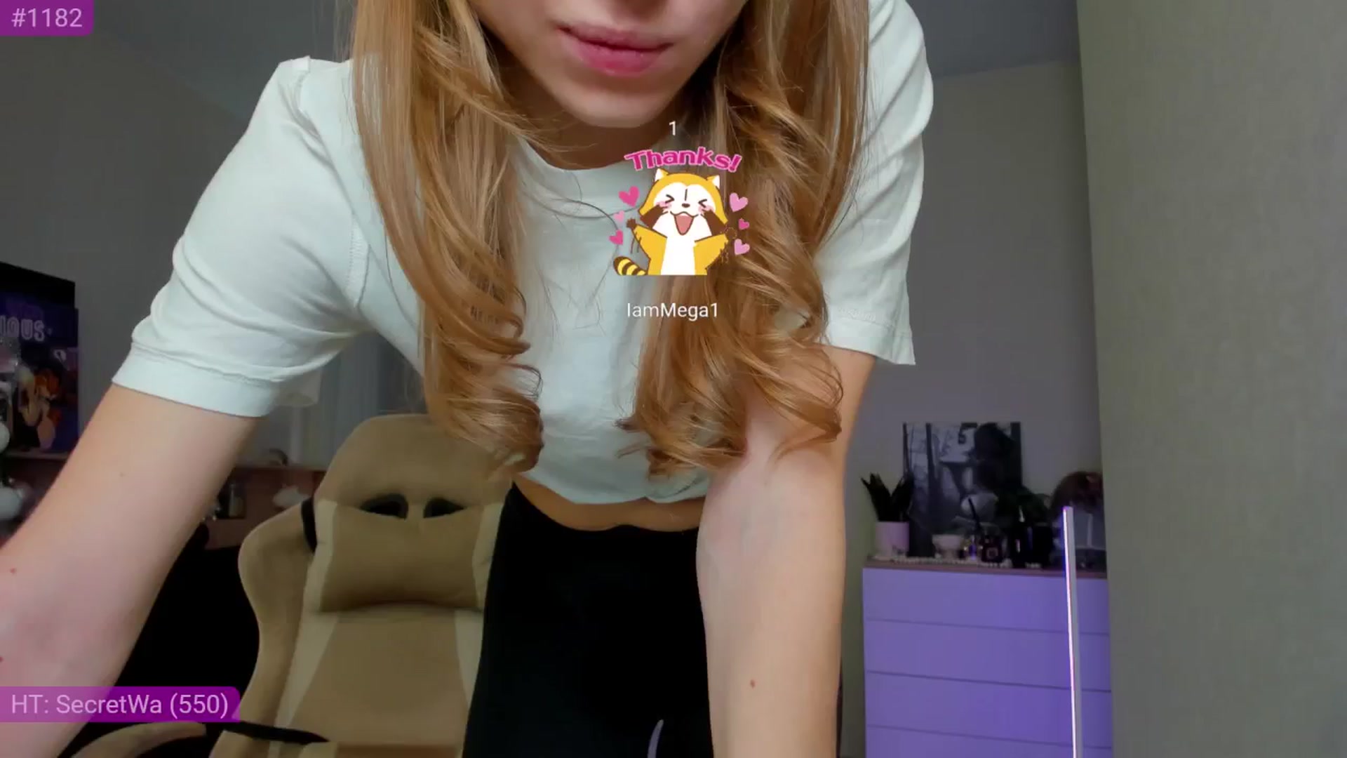 Gallery image thumbnail from Make_my_Luck's myfreecams stream on, 12/14/2024, 07:43 image 15 of 20