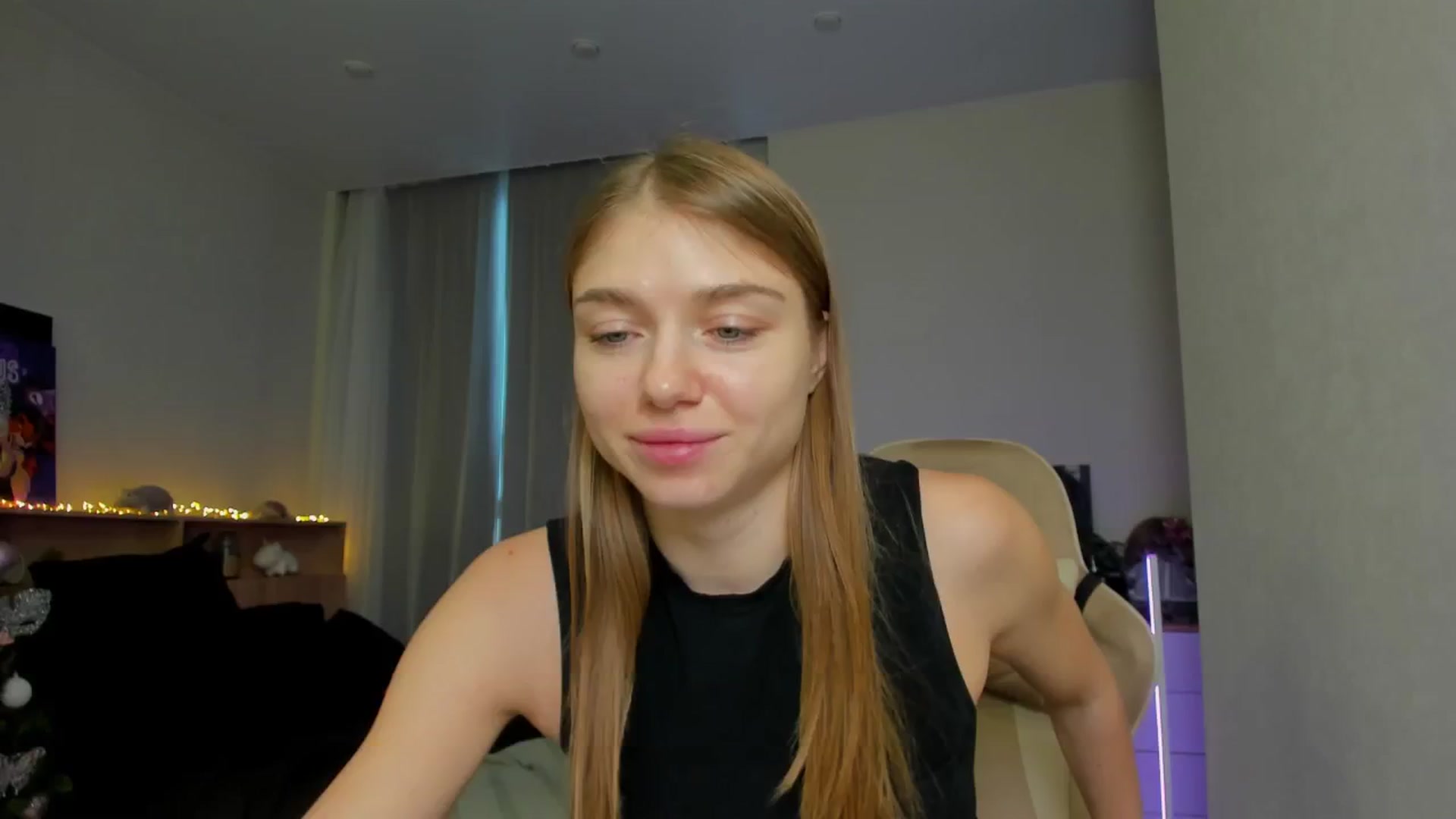 Gallery image thumbnail from Make_my_Luck's myfreecams stream on, 12/22/2024, 09:29 image 2 of 20