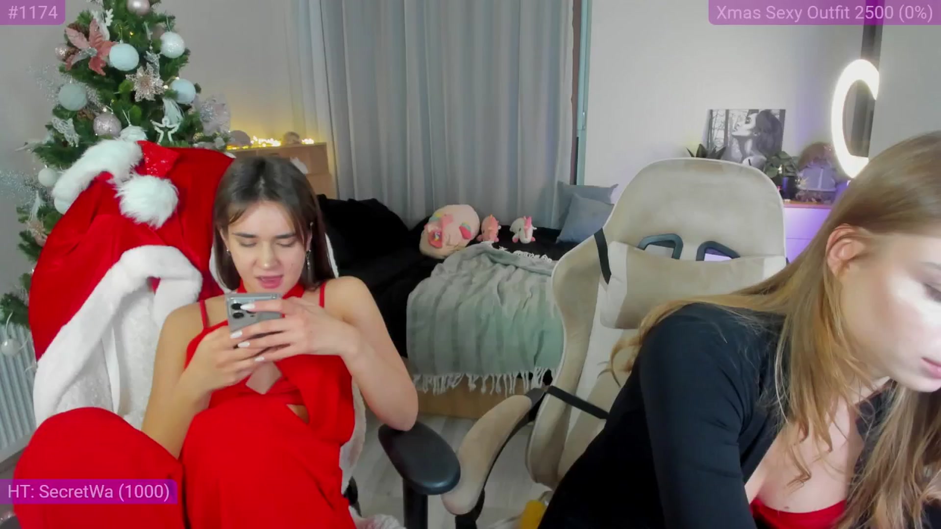 Gallery image thumbnail from Make_my_Luck's myfreecams stream on, 12/27/2024, 21:22 image 16 of 20