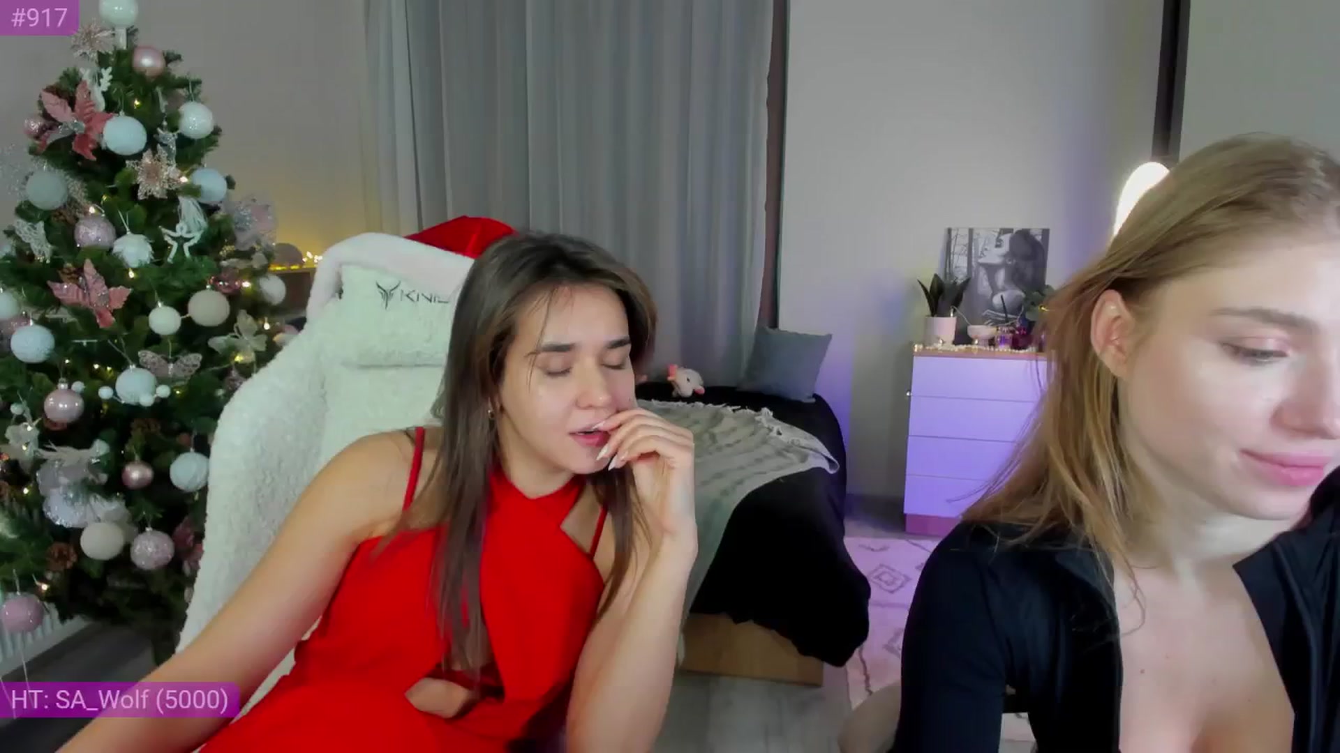 Gallery image thumbnail from Make_my_Luck's myfreecams stream on, 12/28/2024, 03:07 image 15 of 20