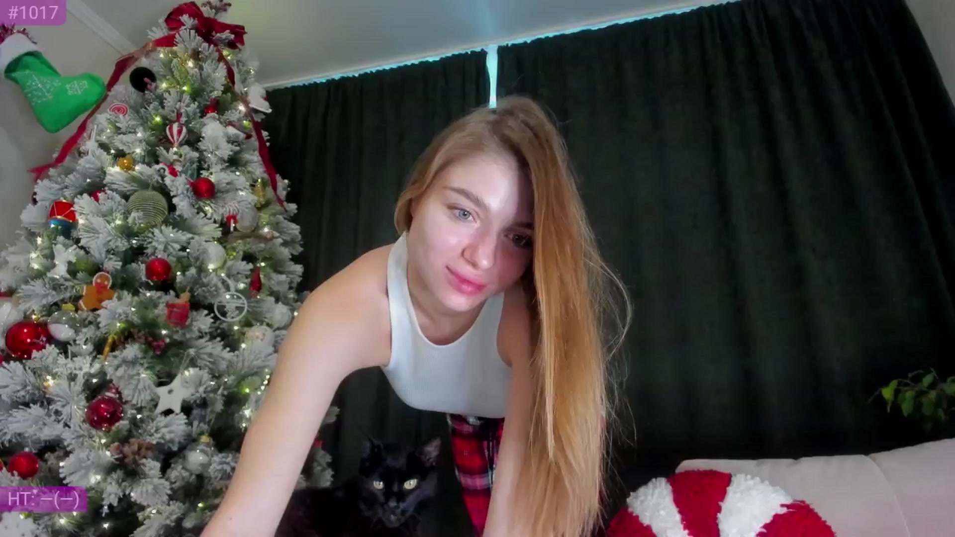 Gallery image thumbnail from Make_my_Luck's myfreecams stream on, 12/30/2024, 07:31 image 12 of 20
