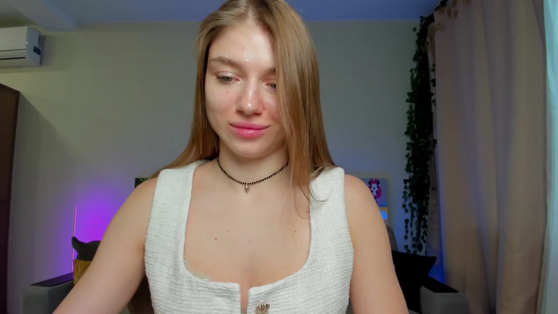 Gallery image thumbnail from Make_my_Luck's myfreecams stream on, 01/09/2025, 09:12 image 8 of 20