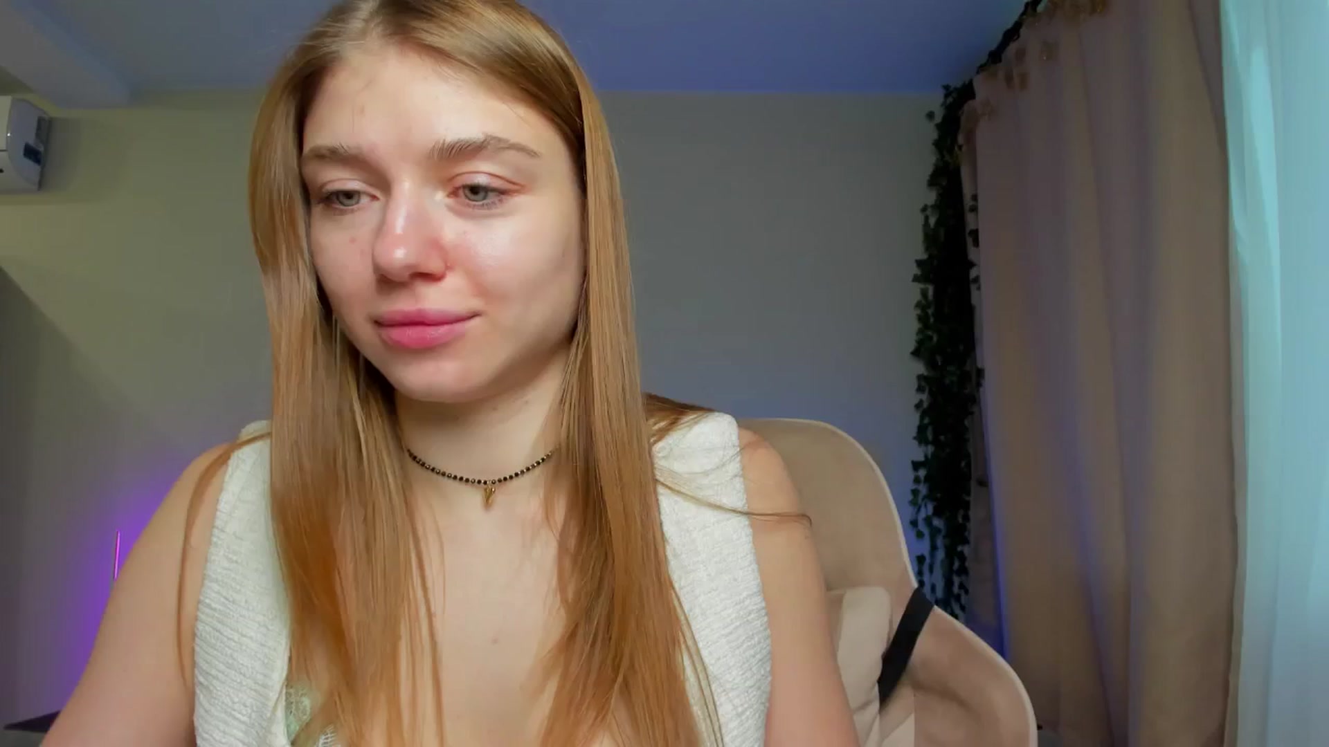 Gallery image thumbnail from Make_my_Luck's myfreecams stream on, 01/09/2025, 09:12 image 15 of 20