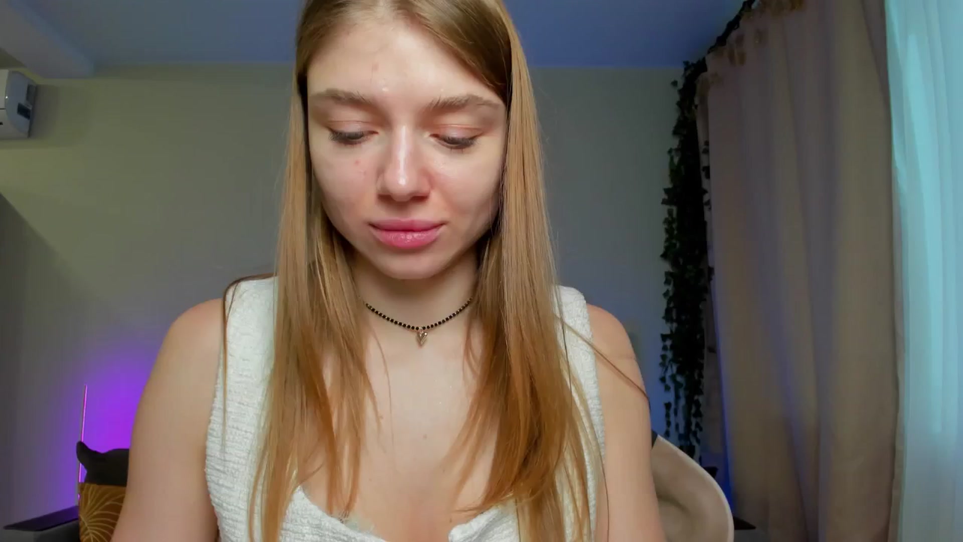 Gallery image thumbnail from Make_my_Luck's myfreecams stream on, 01/09/2025, 09:12 image 13 of 20