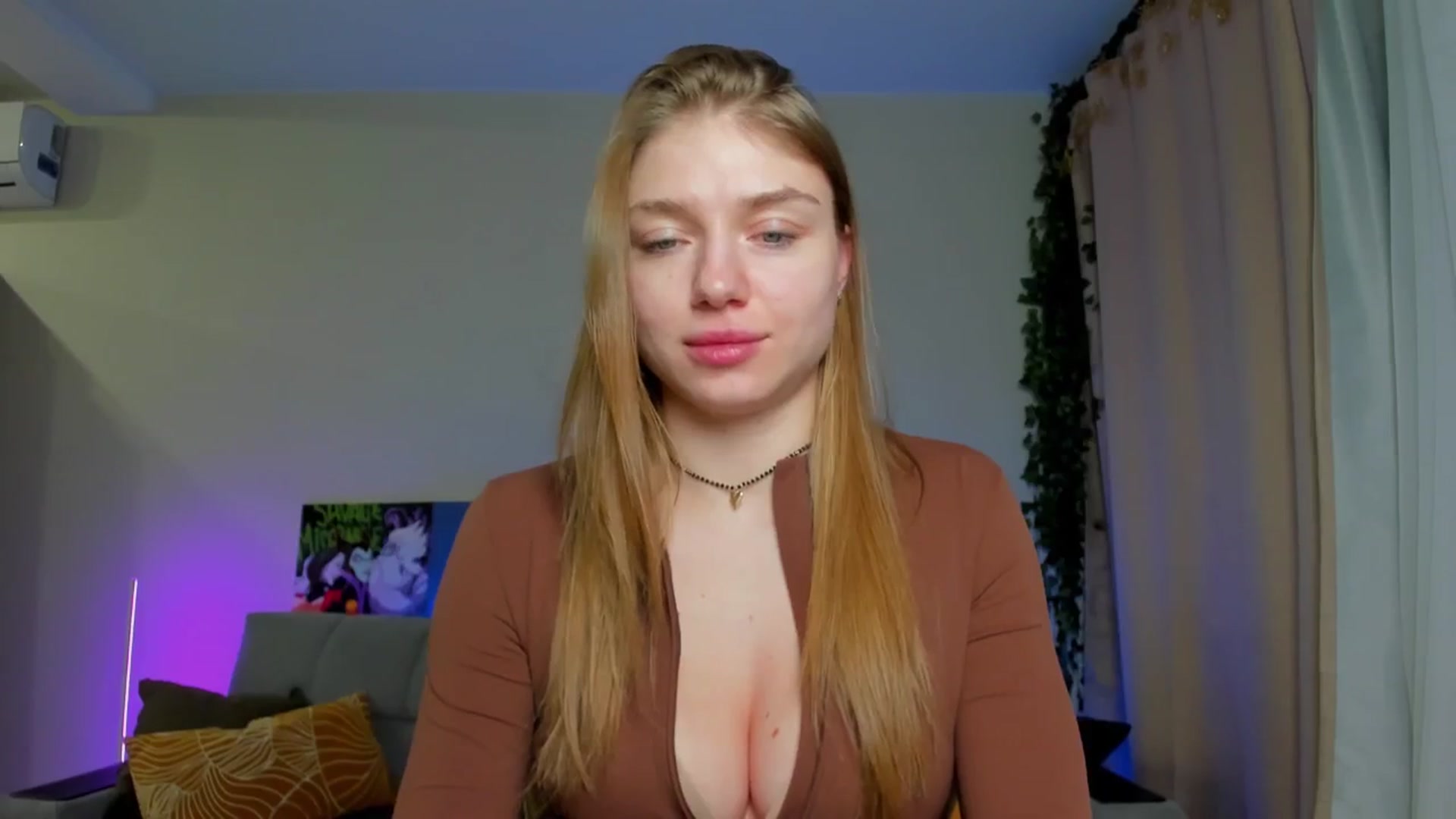 Gallery image thumbnail from Make_my_Luck's myfreecams stream on, 01/13/2025, 19:54 image 5 of 20