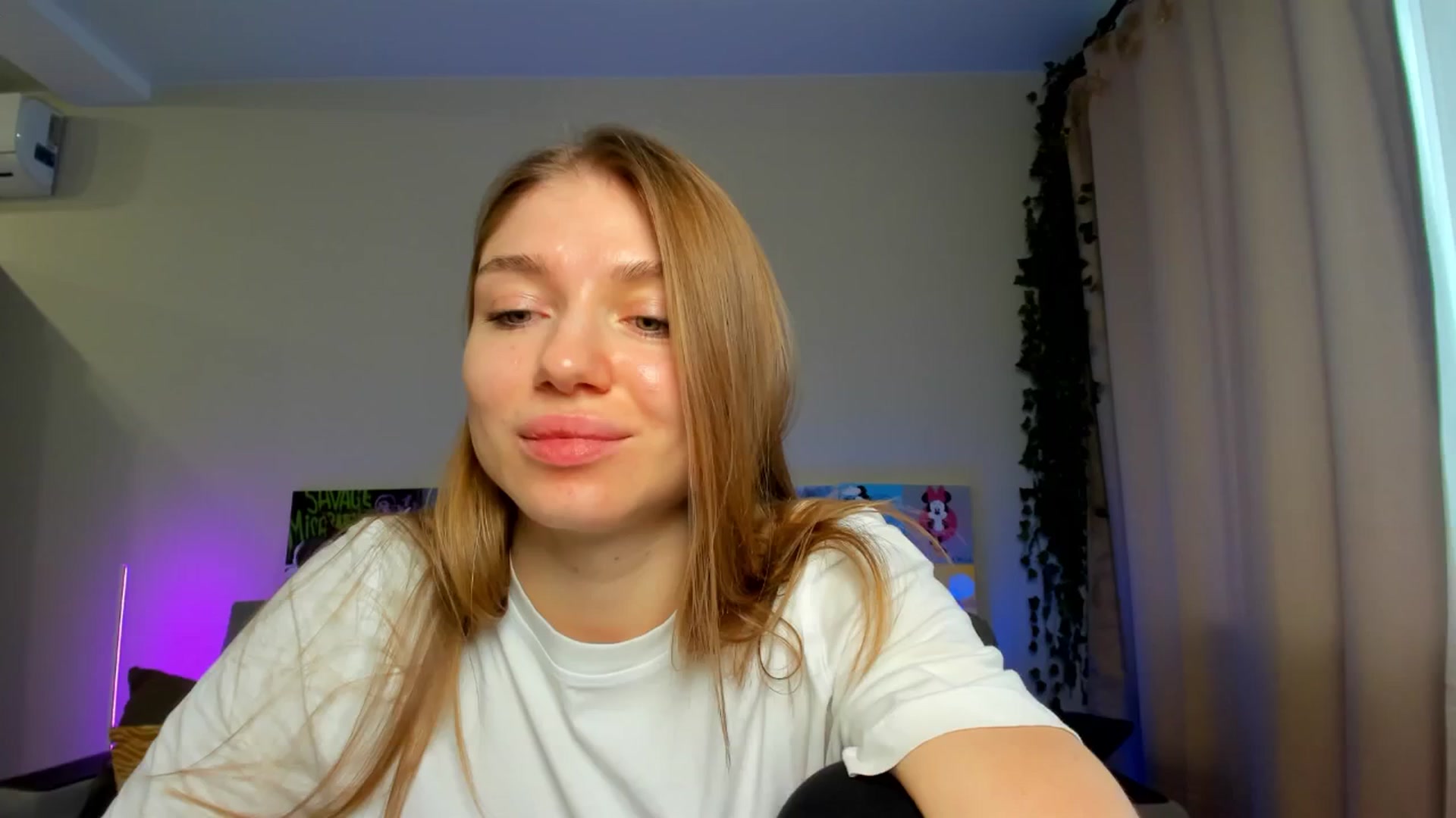 Gallery image thumbnail from Make_my_Luck's myfreecams stream on, 01/15/2025, 08:16 image 13 of 20
