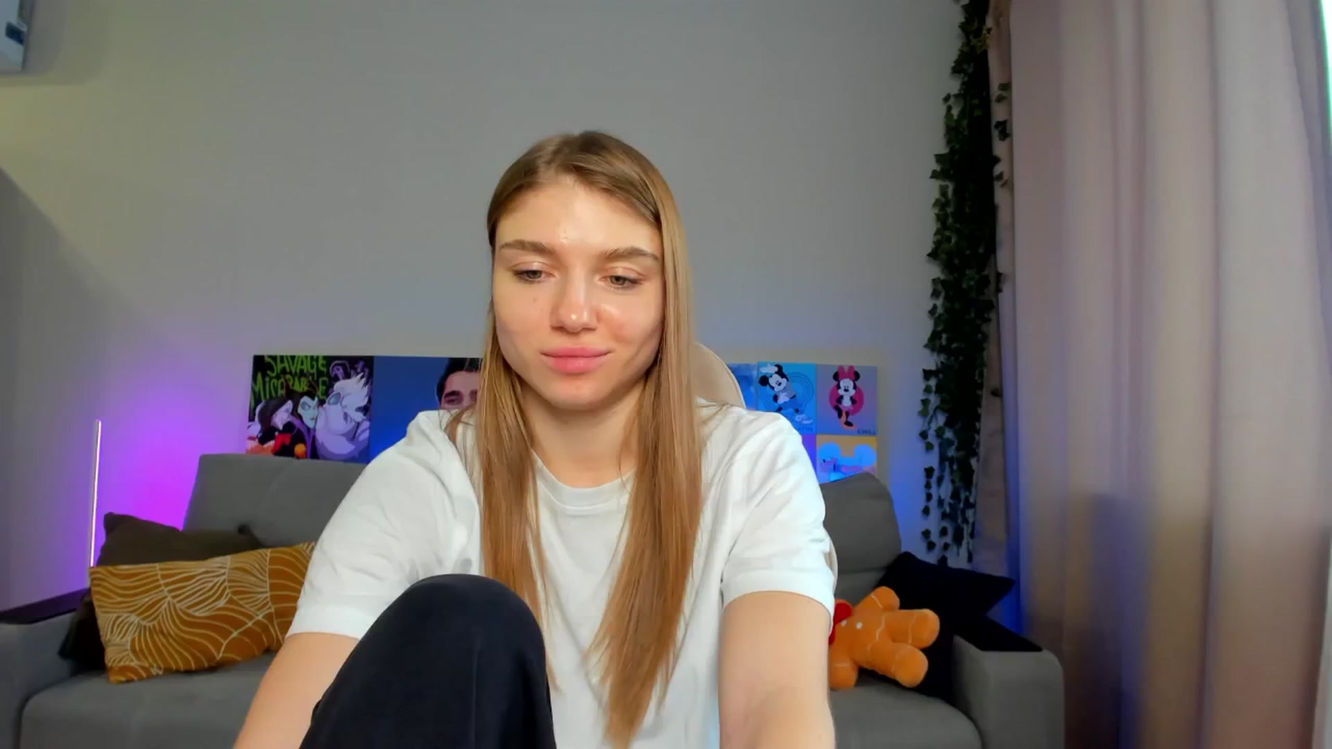 Gallery image thumbnail from Make_my_Luck's myfreecams stream on, 01/15/2025, 09:30 image 18 of 20